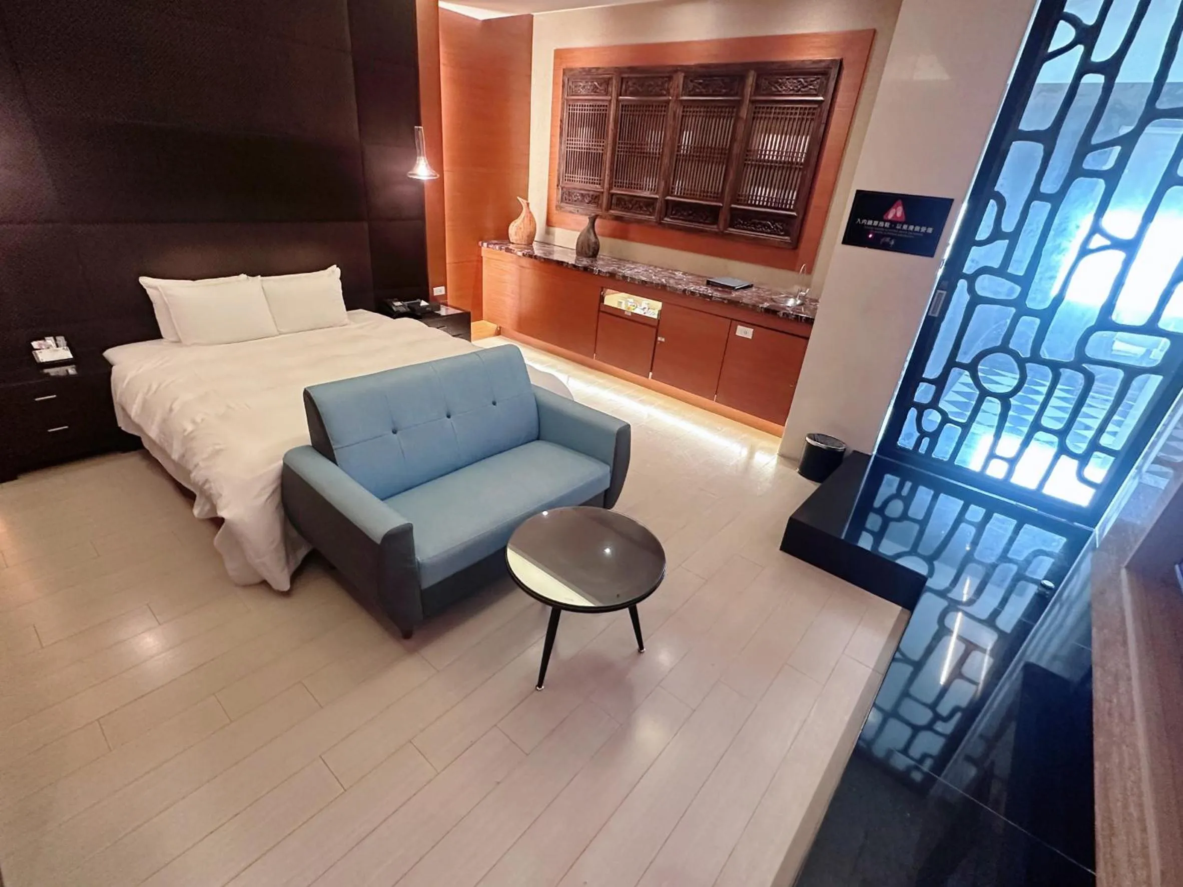 Bedroom, Bed in Orient Luxury Villa Motel