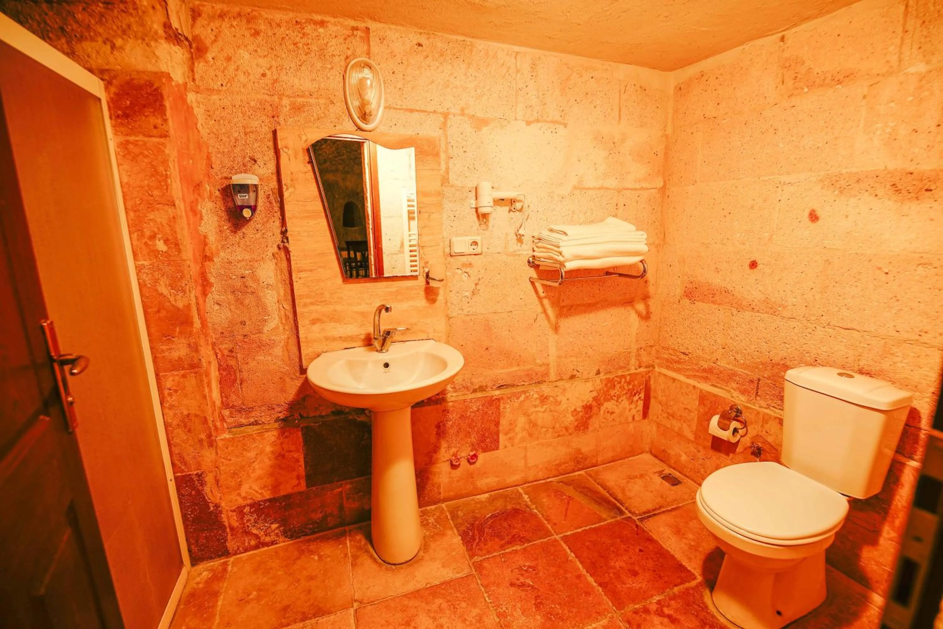 Shower in Alaca Cave Cappadocia