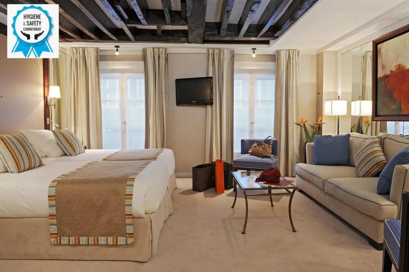 Bed in Folkestone Opéra