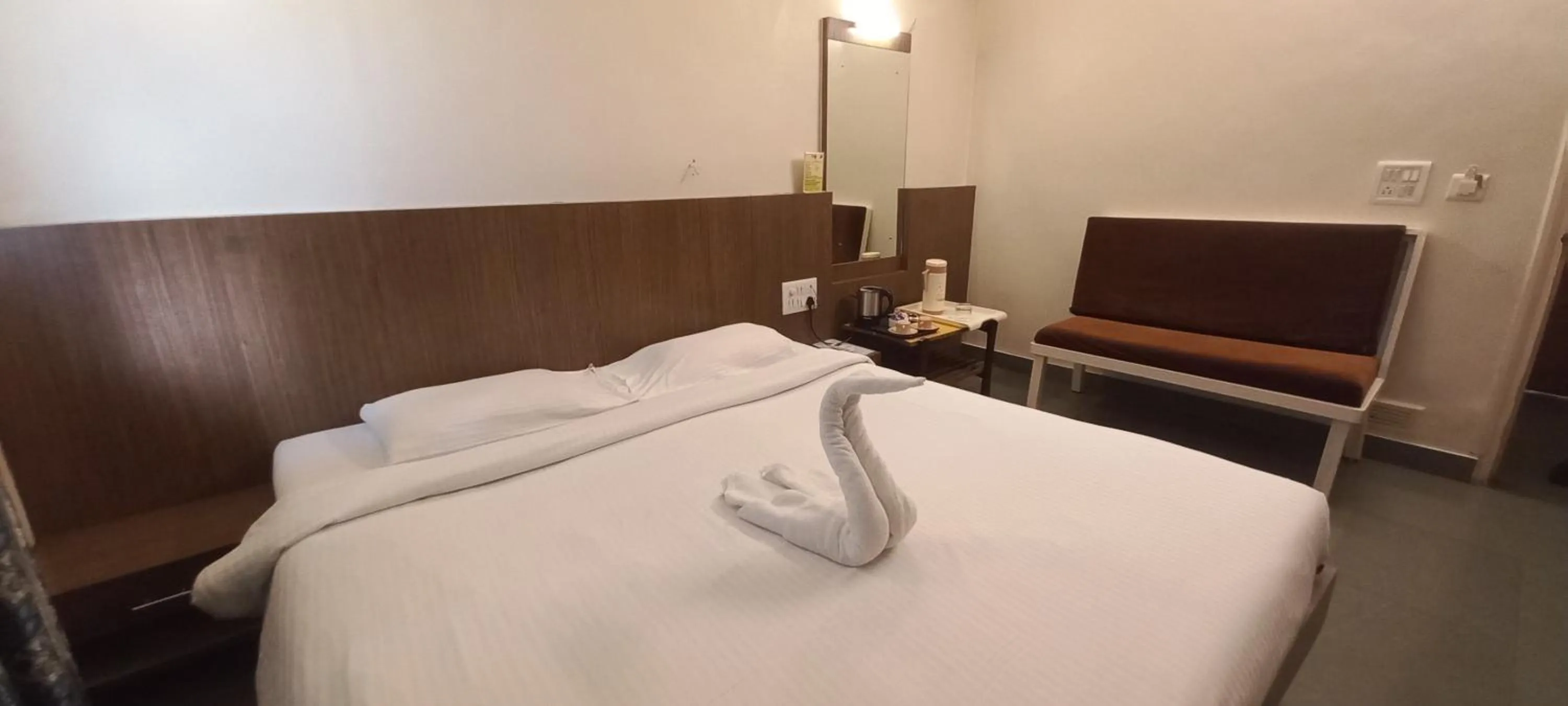 Guests, Bed in Hotel Rama Heritage