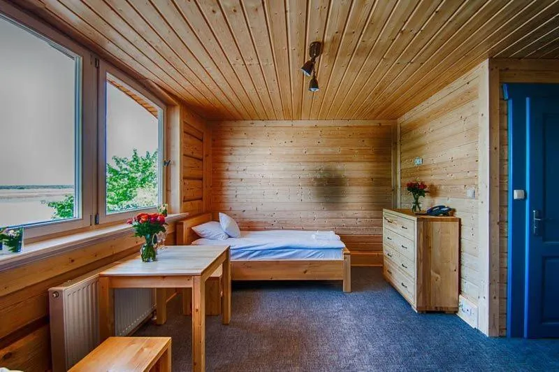 Photo of the whole room in Rybaczówka Karczma Rybna