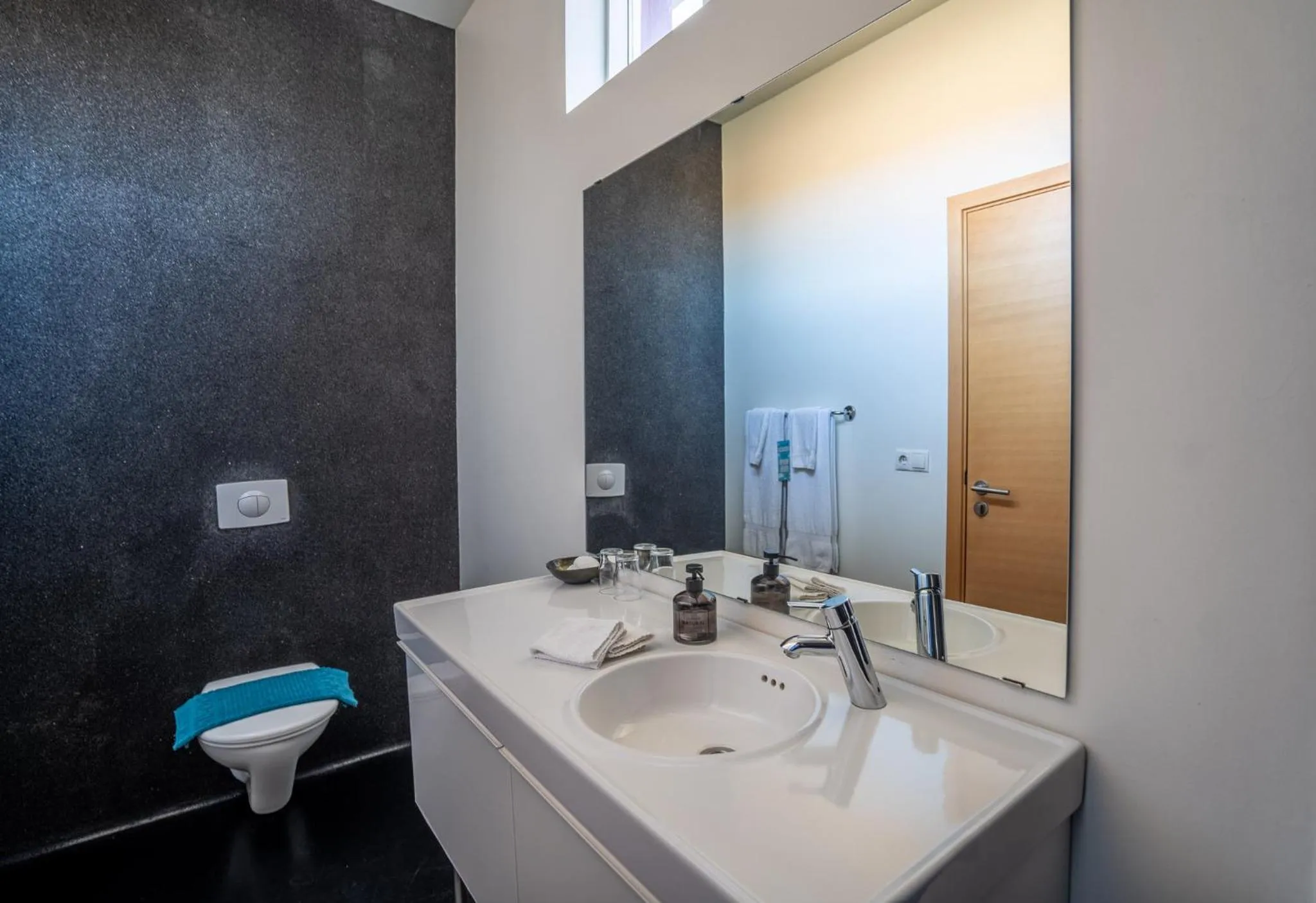 Bathroom in Volcano Hotel