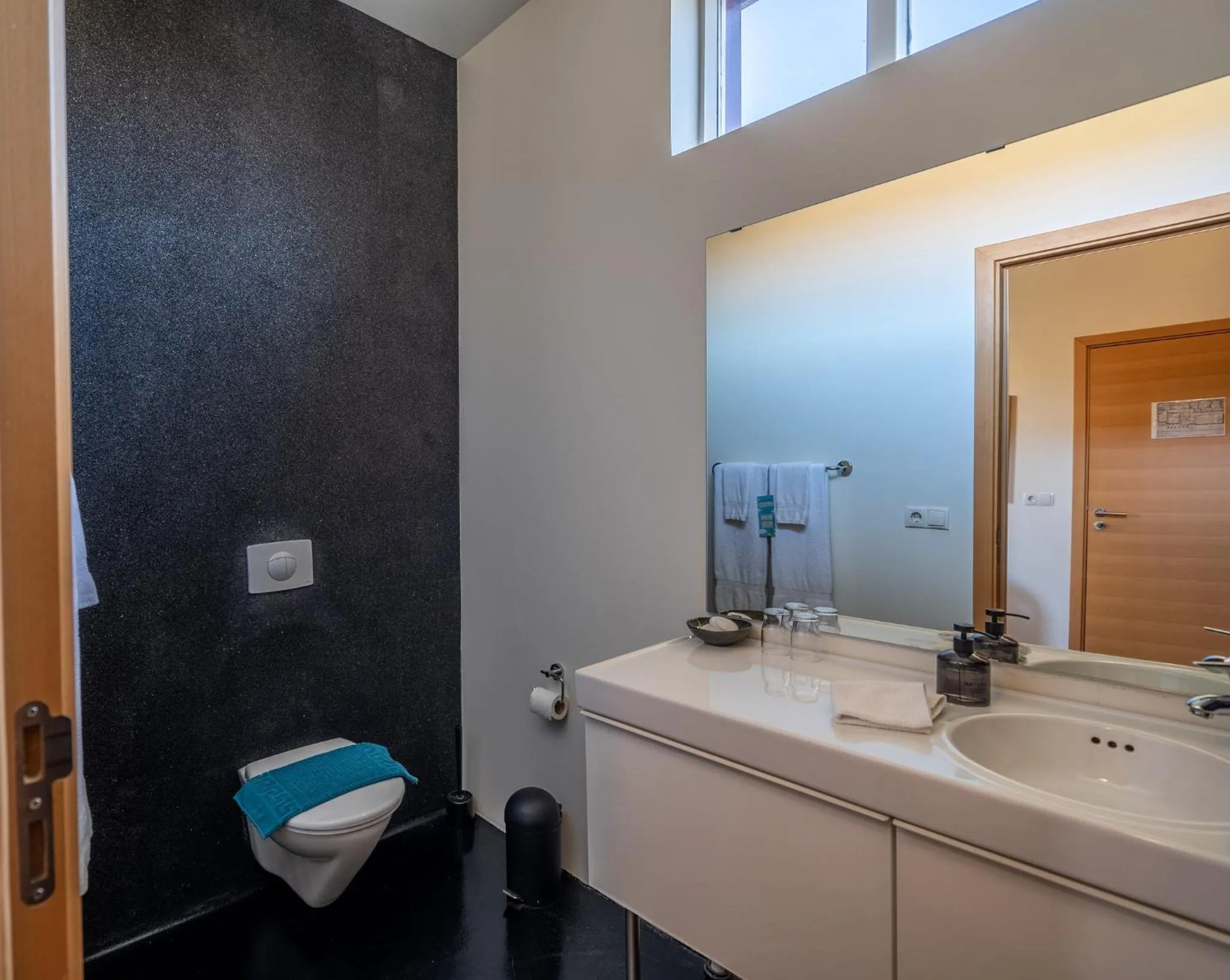 Bathroom in Volcano Hotel