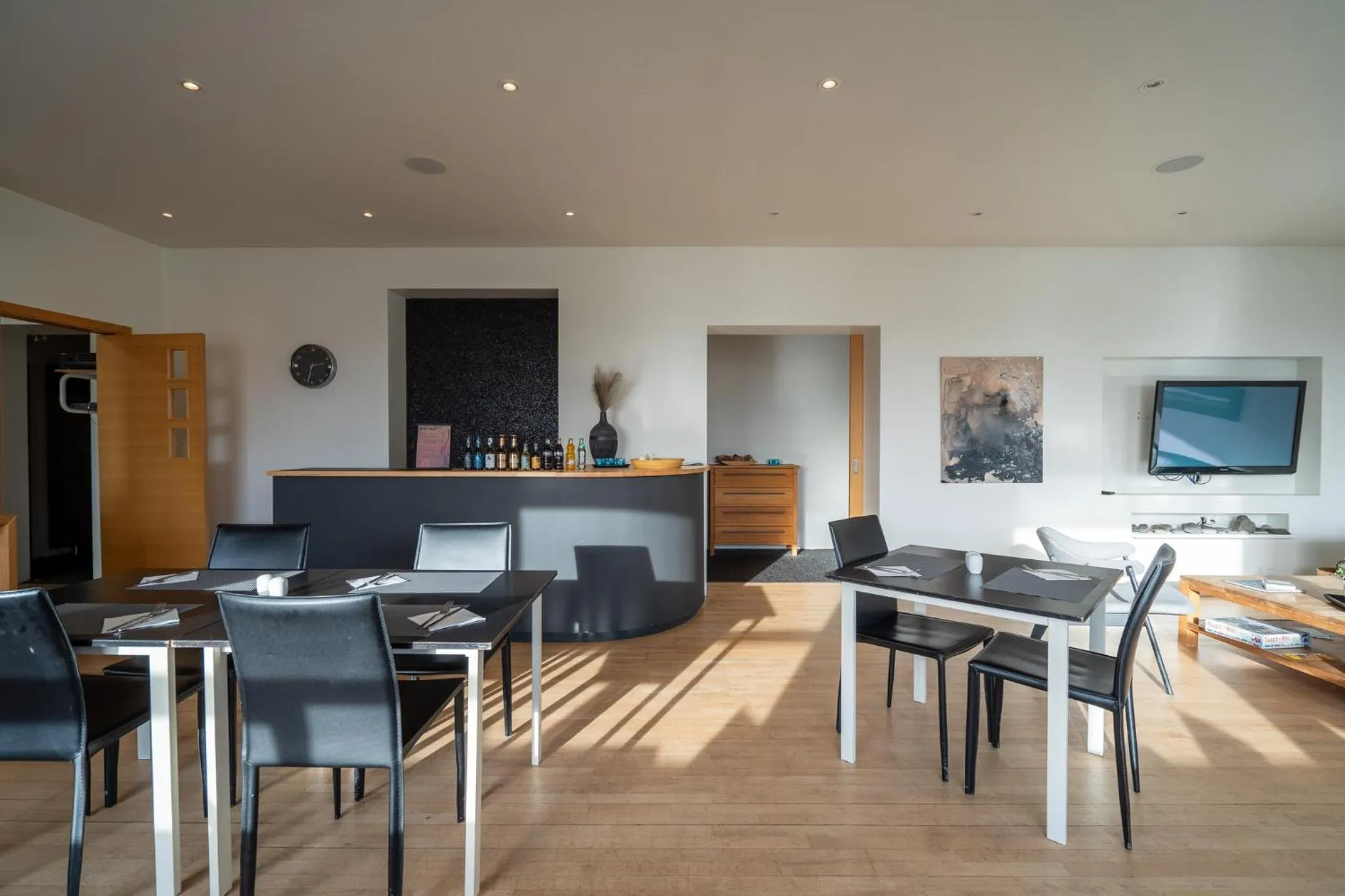 Breakfast in Volcano Hotel