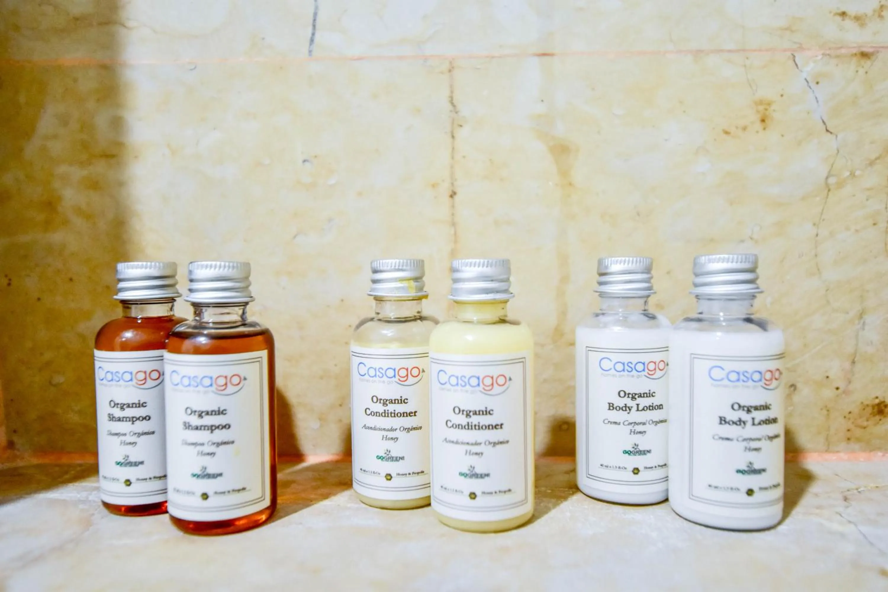 Bathroom in OP downtown Studio by Casago