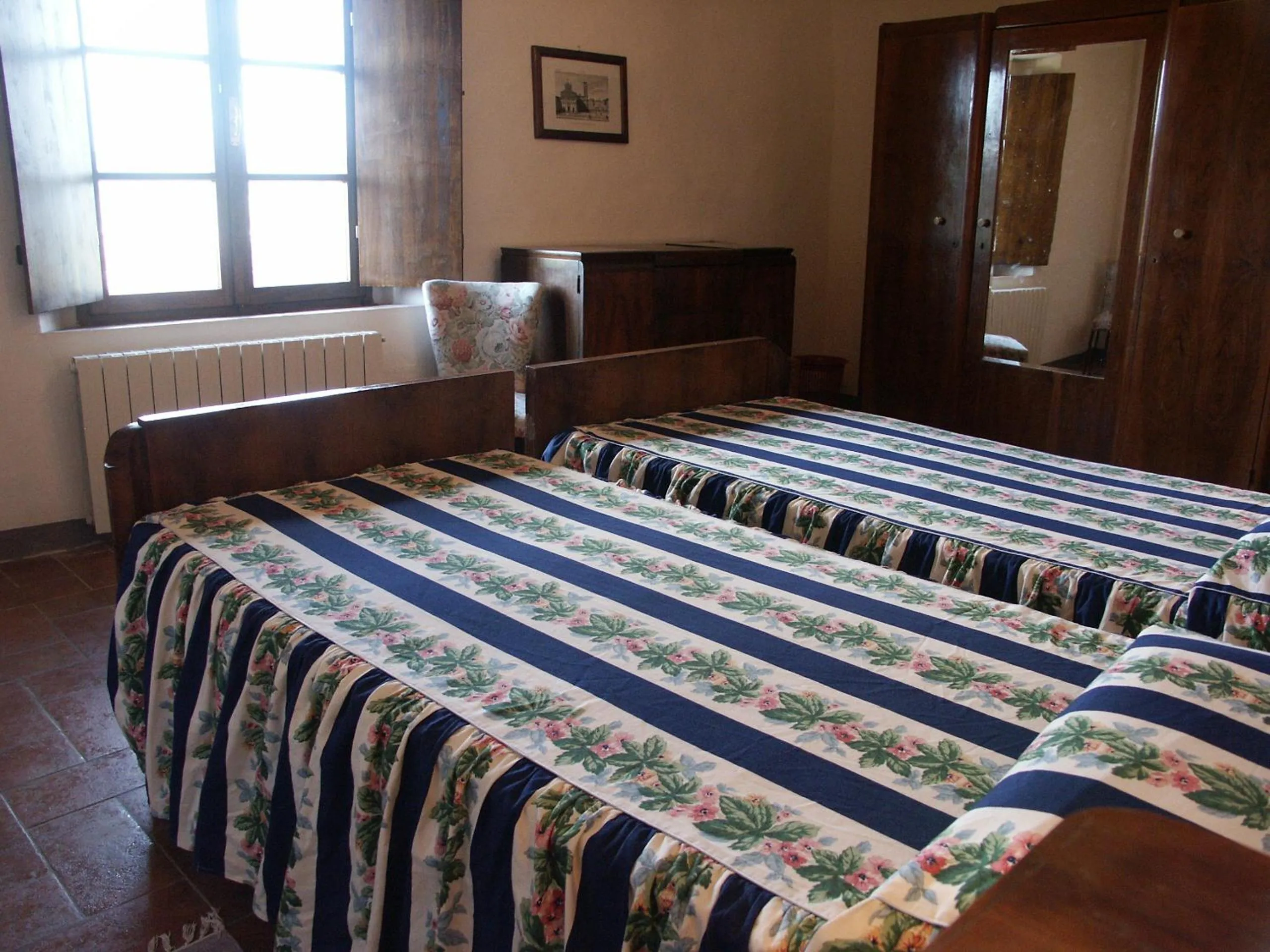 Bed in Castello di Montalto