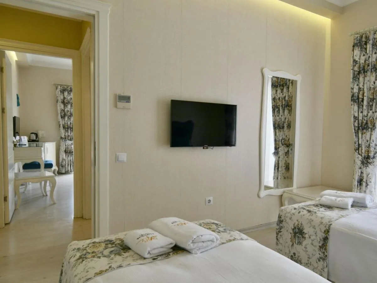 Bed in Göcek Naz Hotel