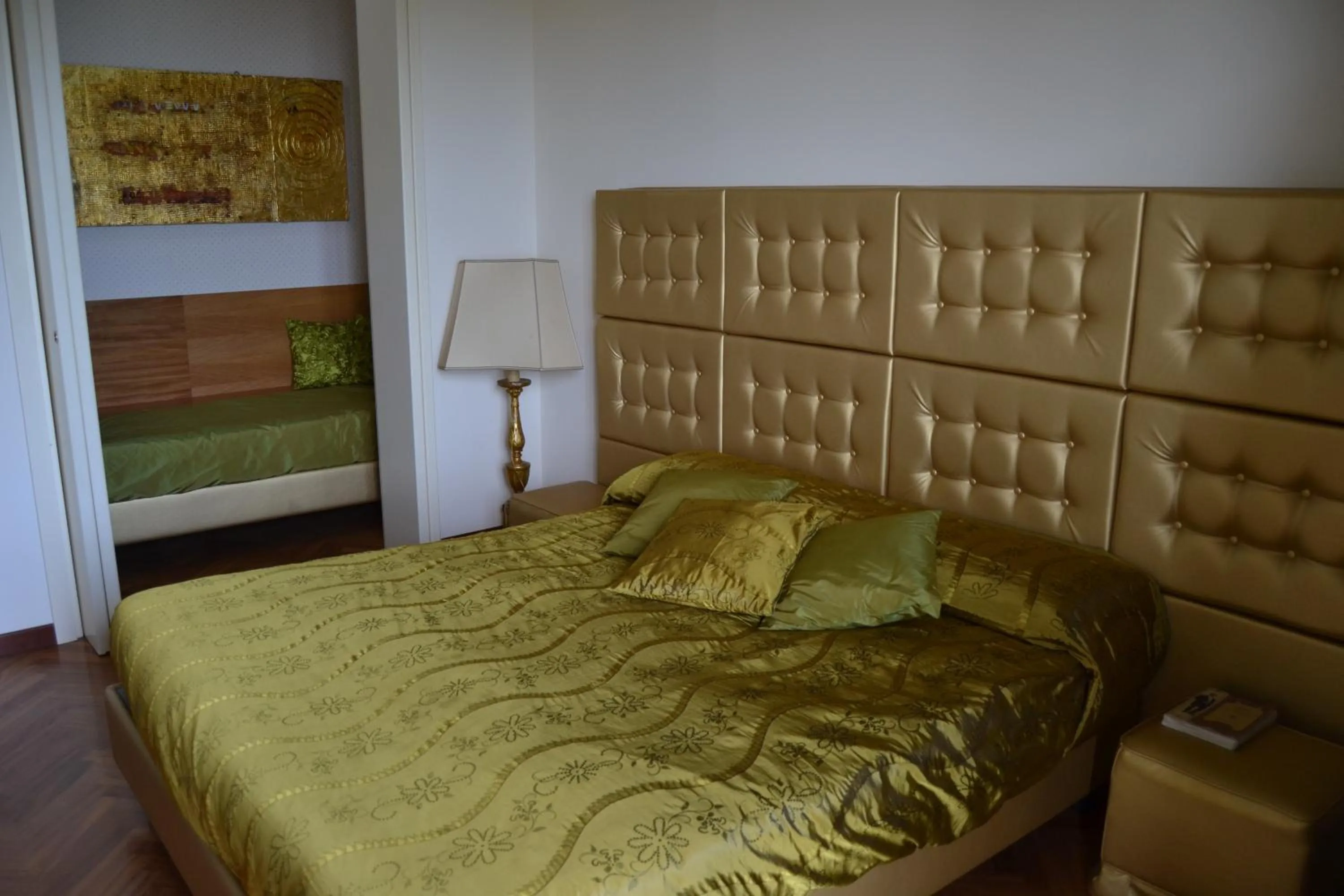 Bed in Villa Zagara Luxury Bed And Breakfast