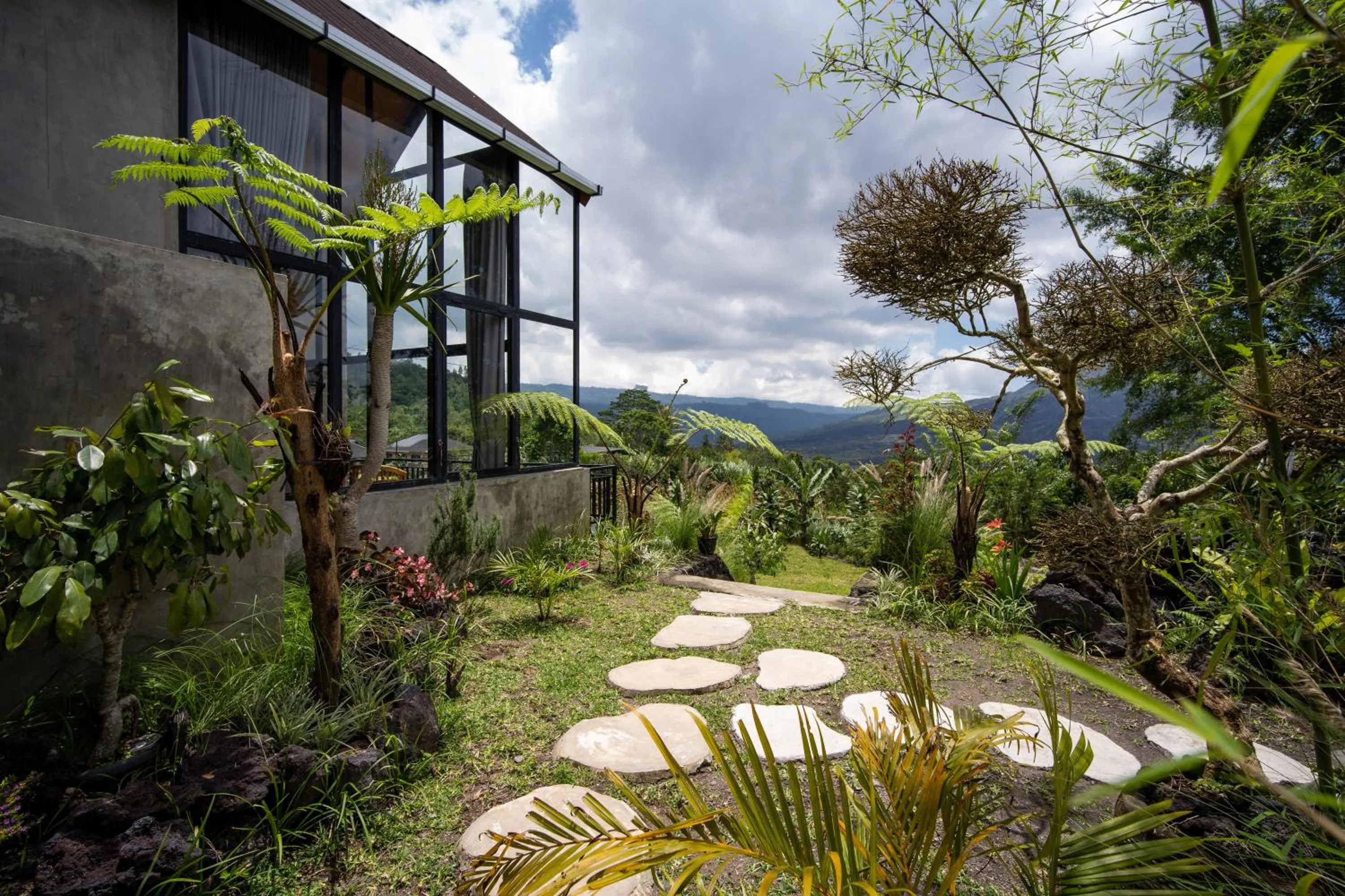 Property building in Mountain Peak Kintamani