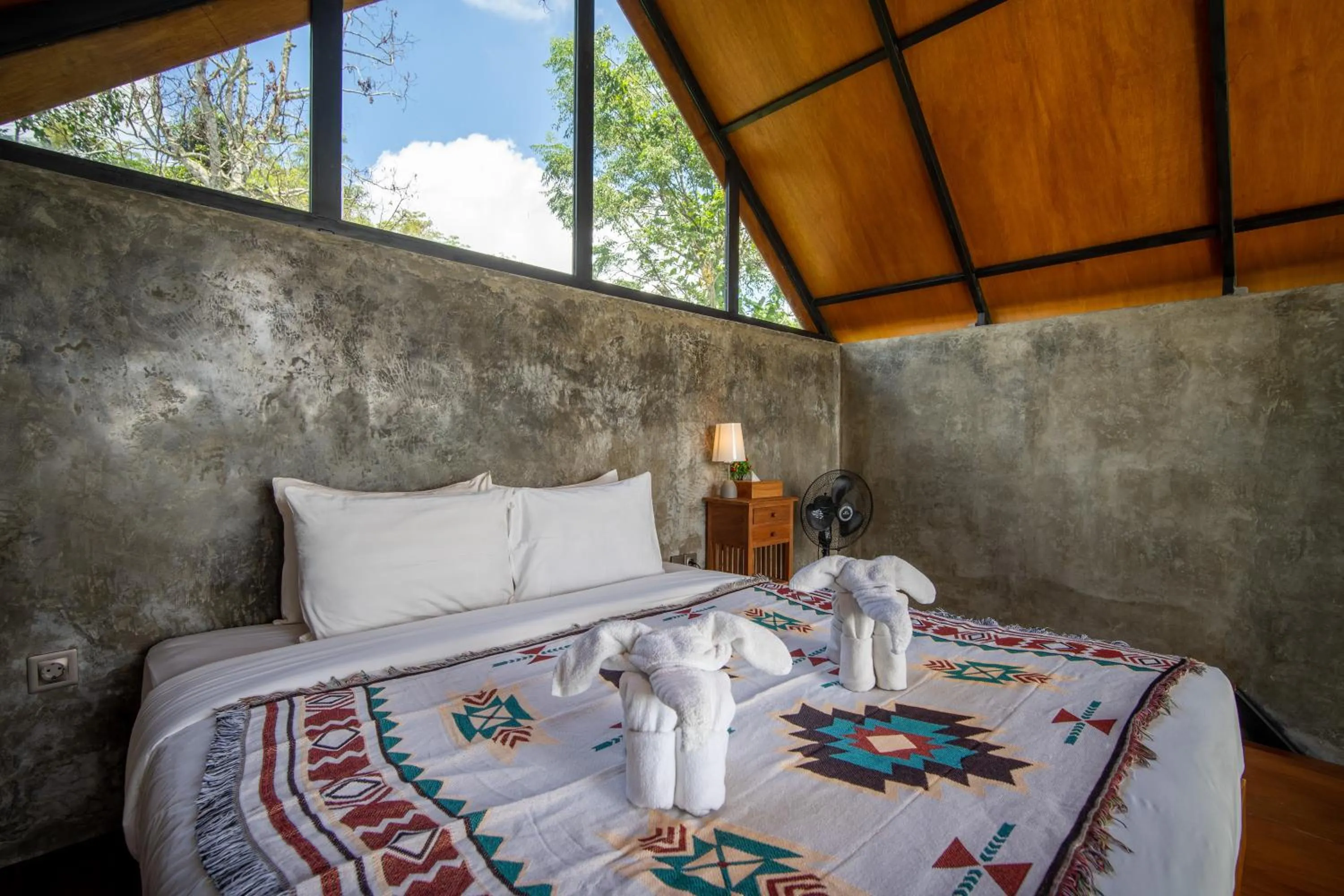 Bedroom, Bed in Mountain Peak Kintamani