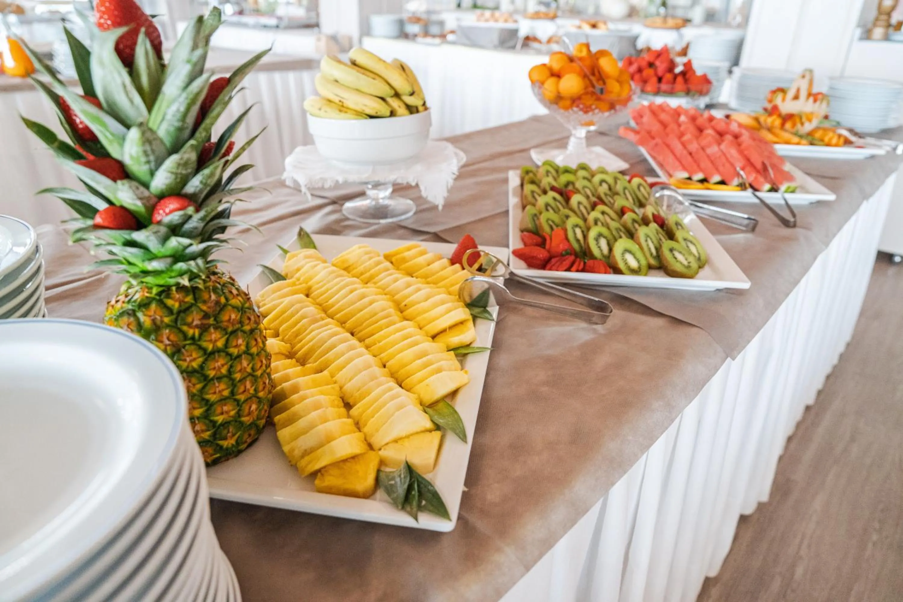 Food and drinks in Rouge Hotel International