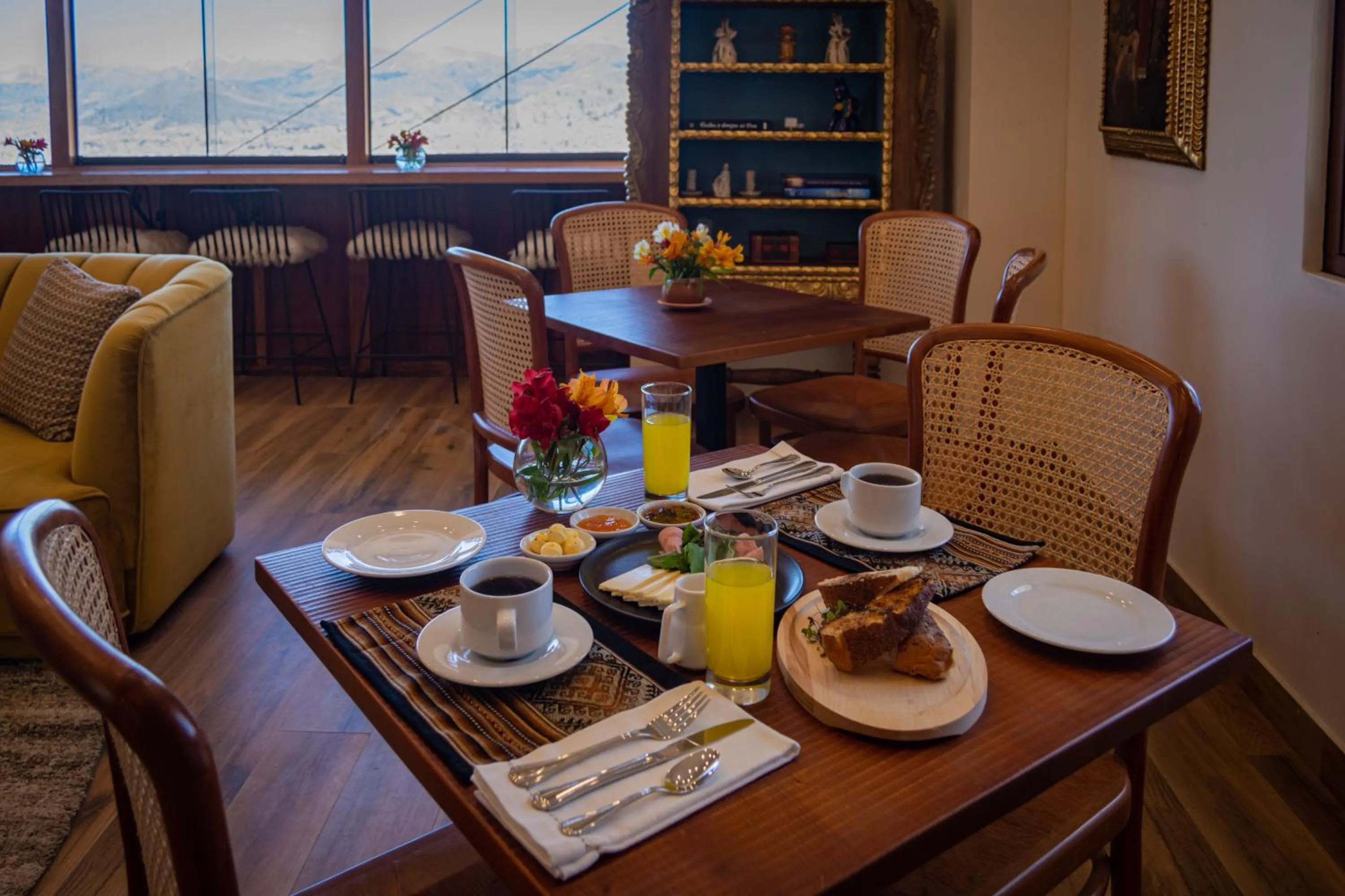 Restaurant/places to eat in Inkantari Boutique Hotel