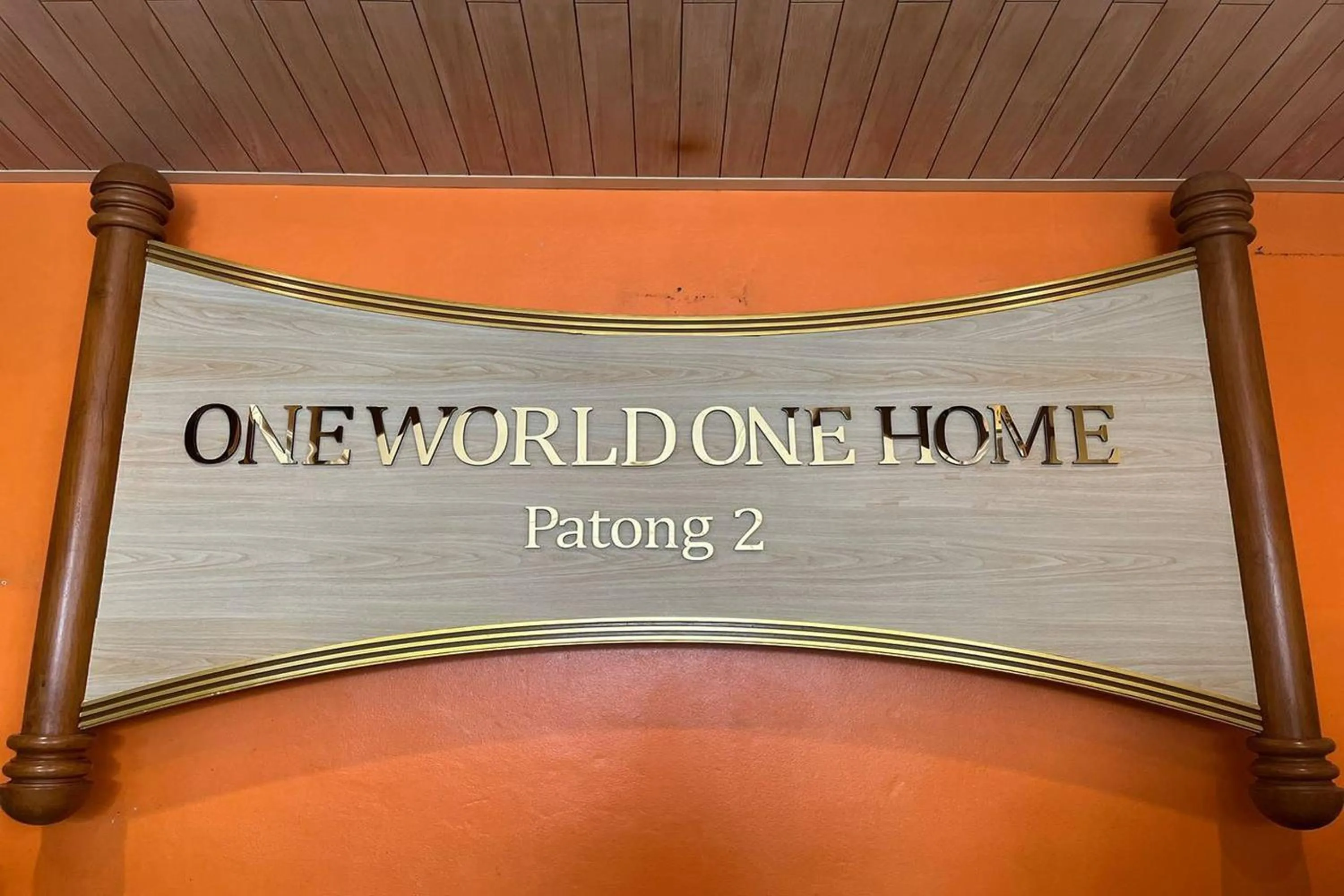 Logo/Certificate/Sign in One World One Home Patong 2