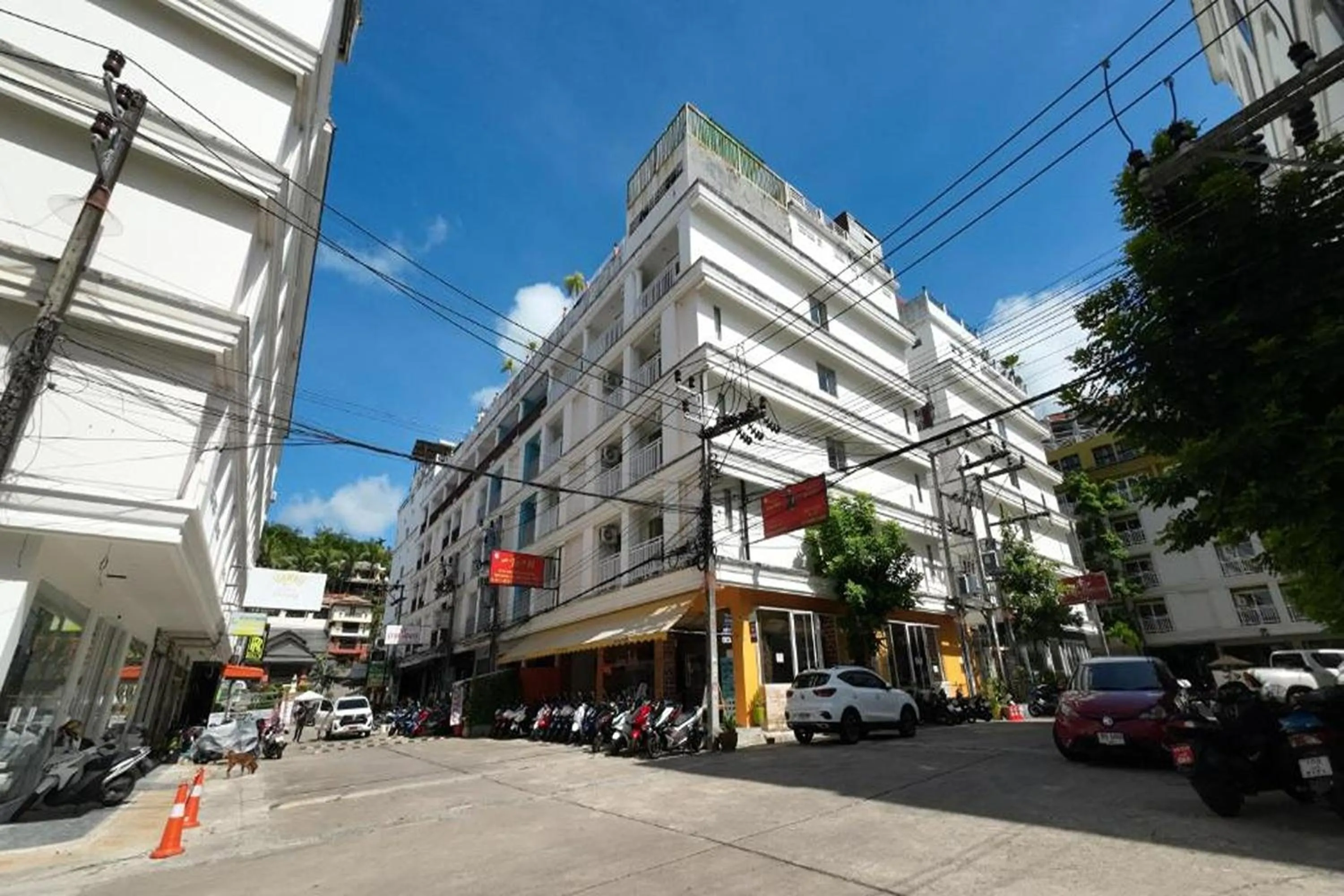 Property building in One World One Home Patong 2