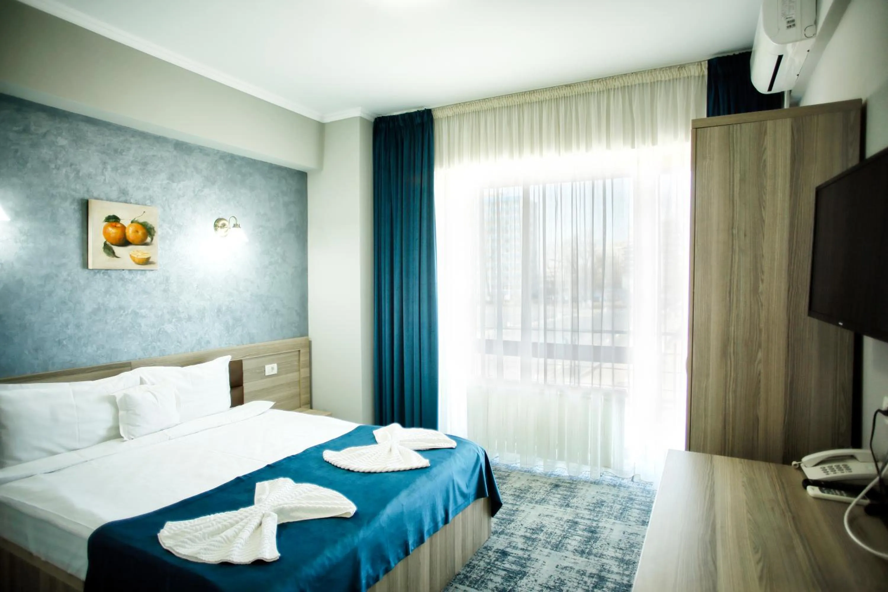 Photo of the whole room, Bed in Hotel Agapi Mamaia