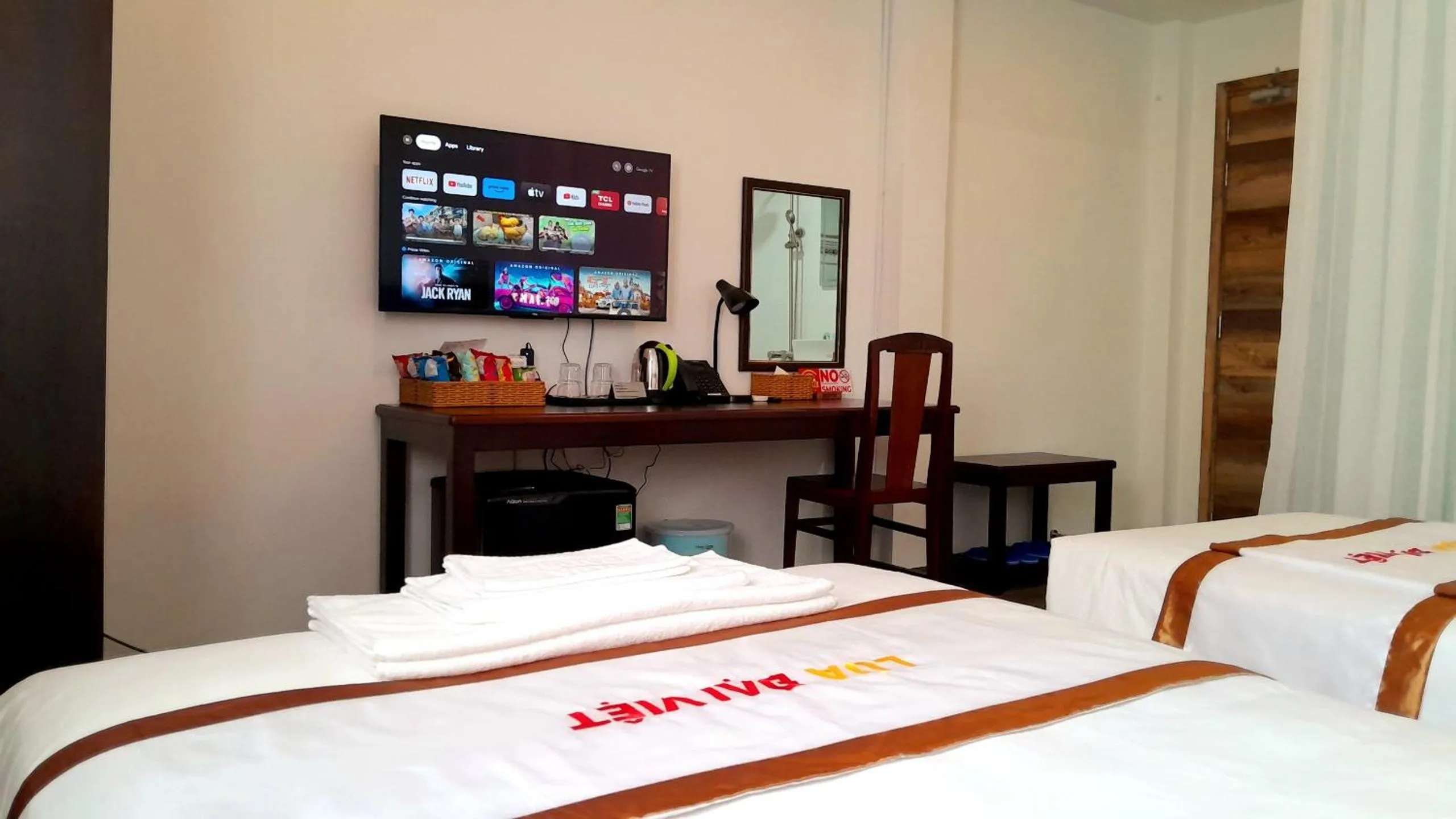 TV and multimedia, Bed in THE RICE HOTEL