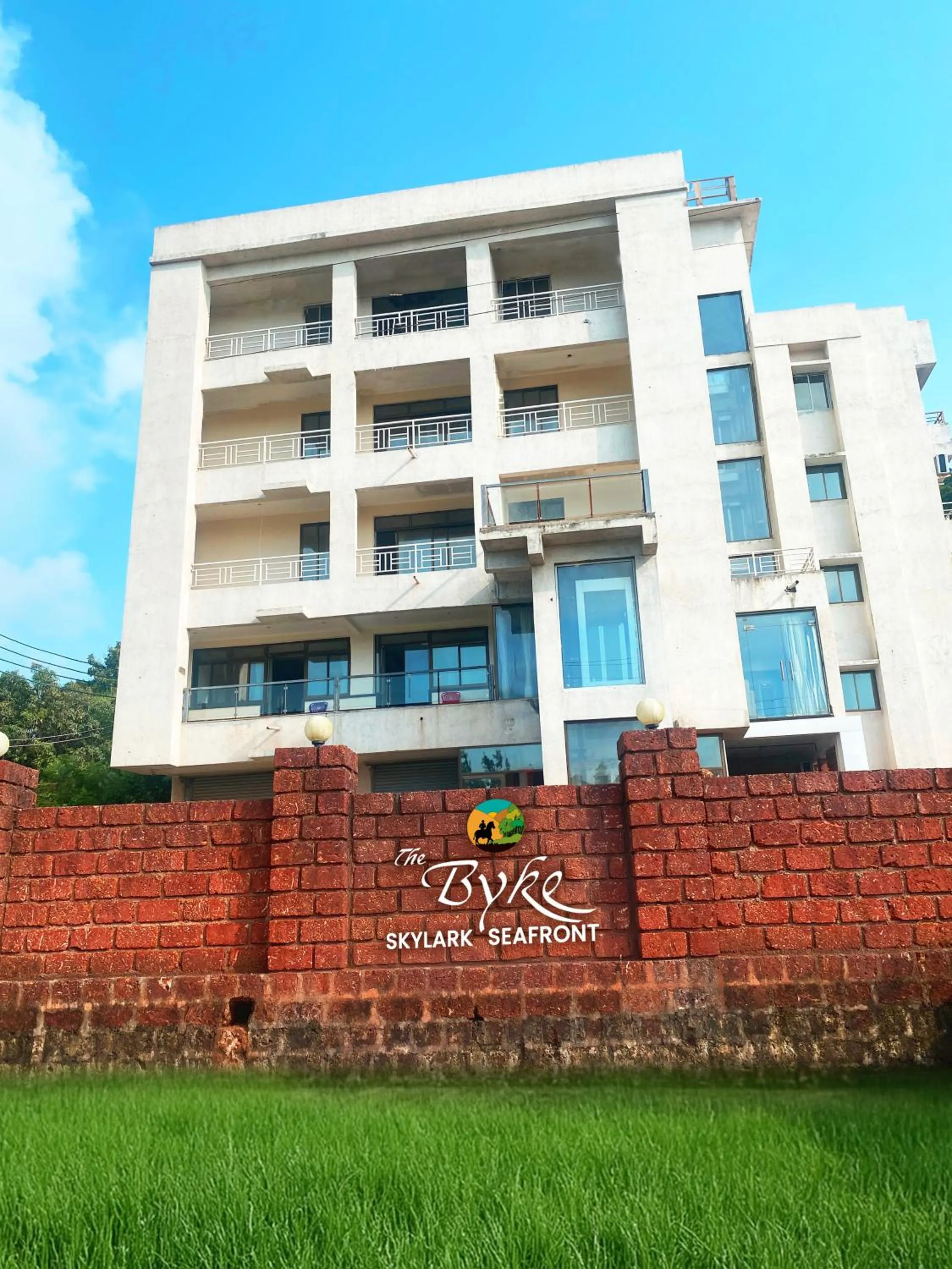 The Byke Skylark Seafront Resort, Dapoli
