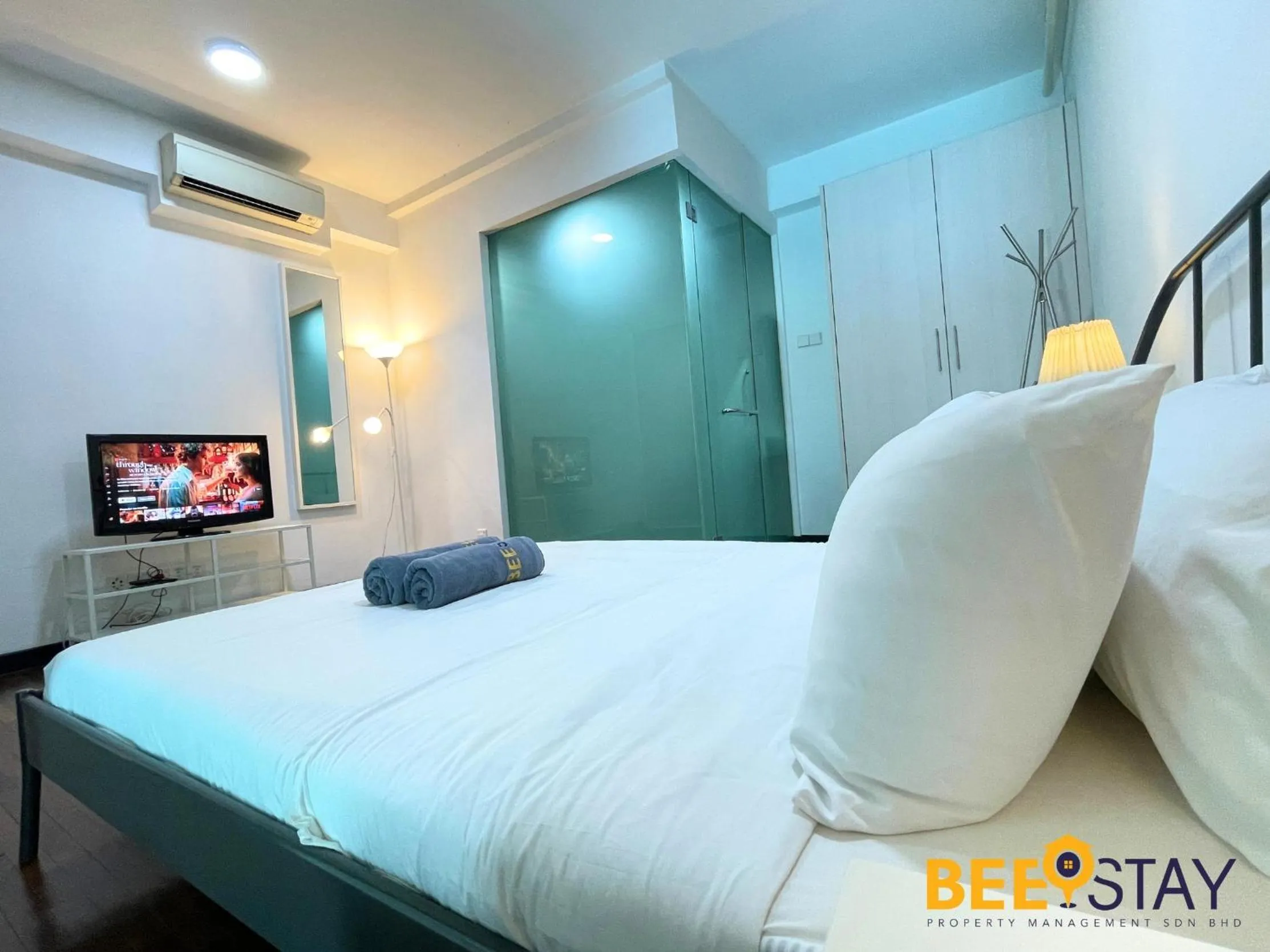 Bedroom, Bed in The Scott Garden Kuala Lumpur by BeeStay Management