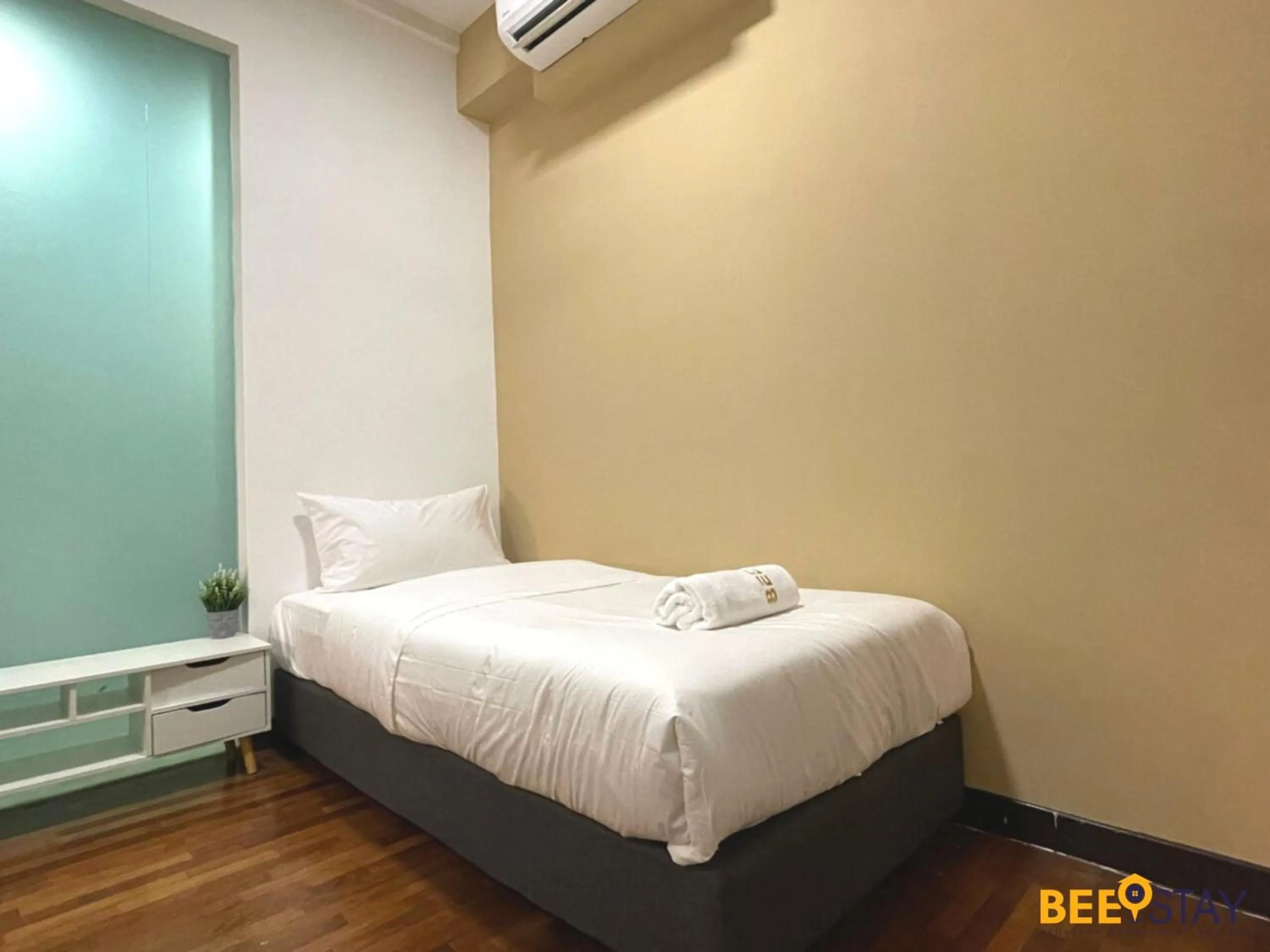 Bedroom, Bed in The Scott Garden Kuala Lumpur by BeeStay Management