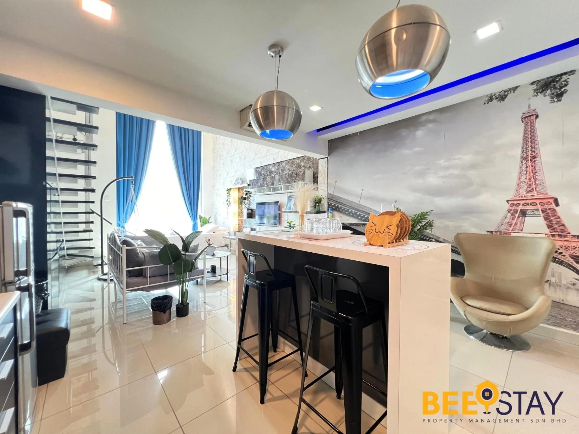 Dining area in The Scott Garden Kuala Lumpur by BeeStay Management