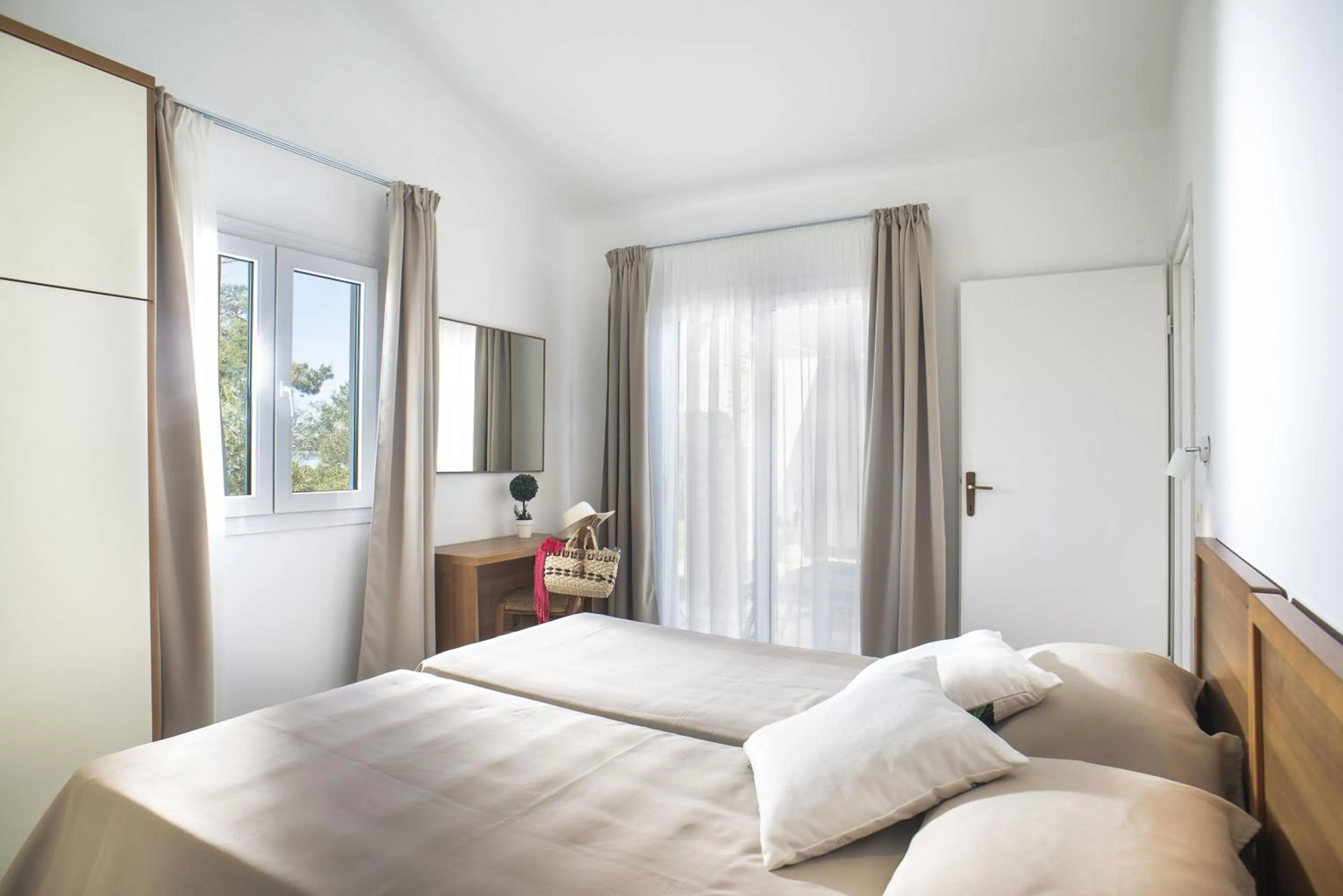 Bedroom, Bed in Holiday Centre Bi village