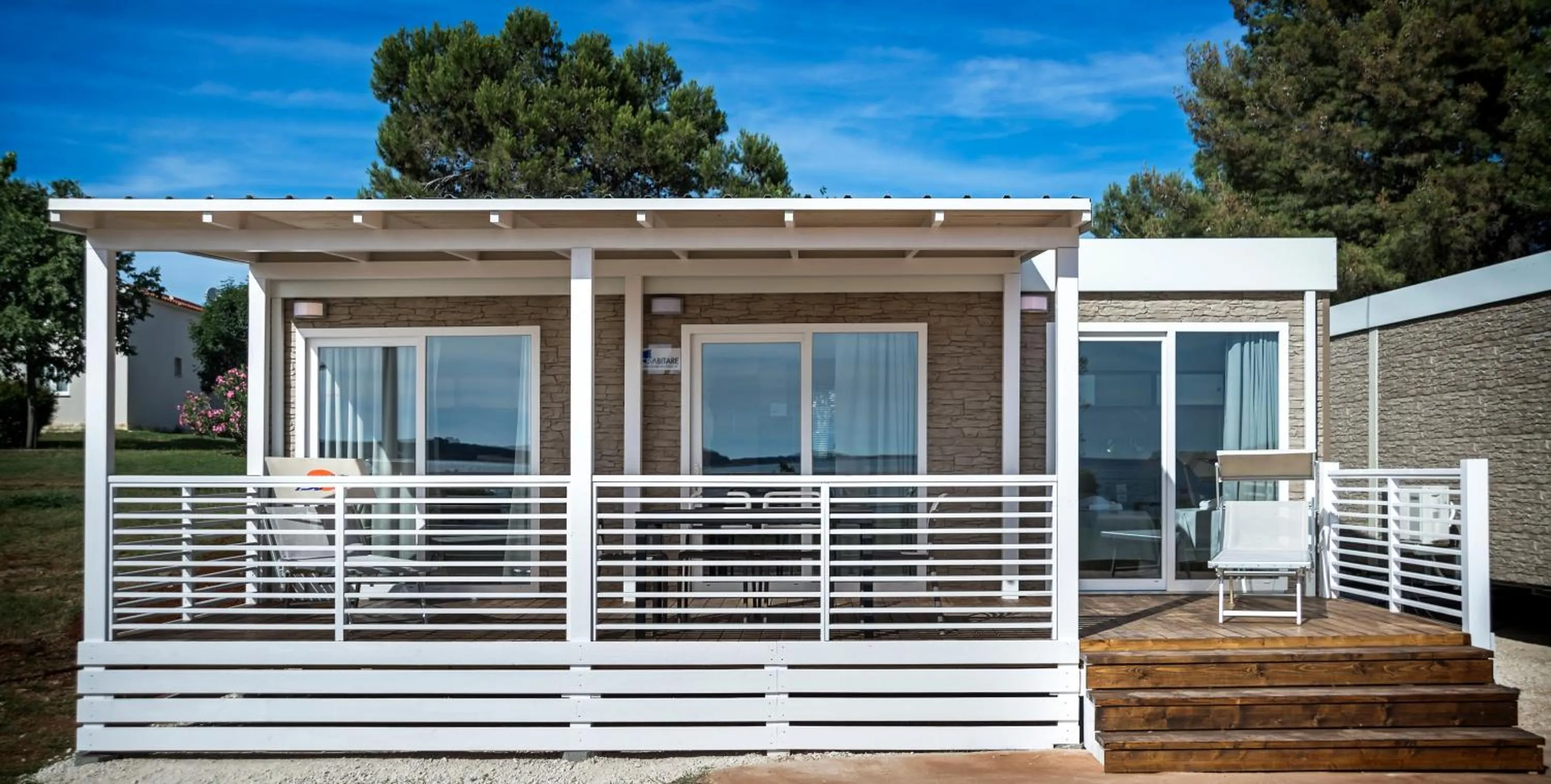 Photo of the whole room in Holiday Centre Bi village