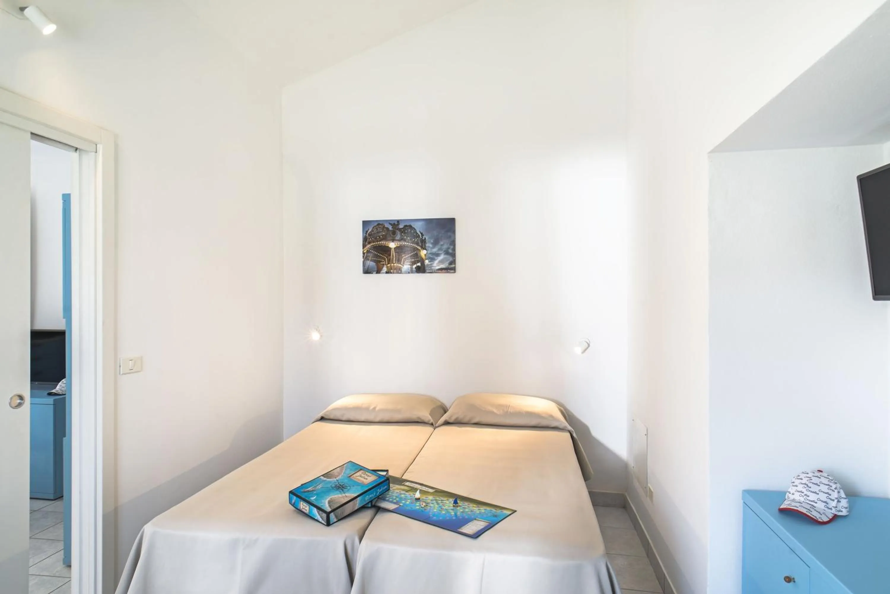 Bedroom, Bed in Holiday Centre Bi village