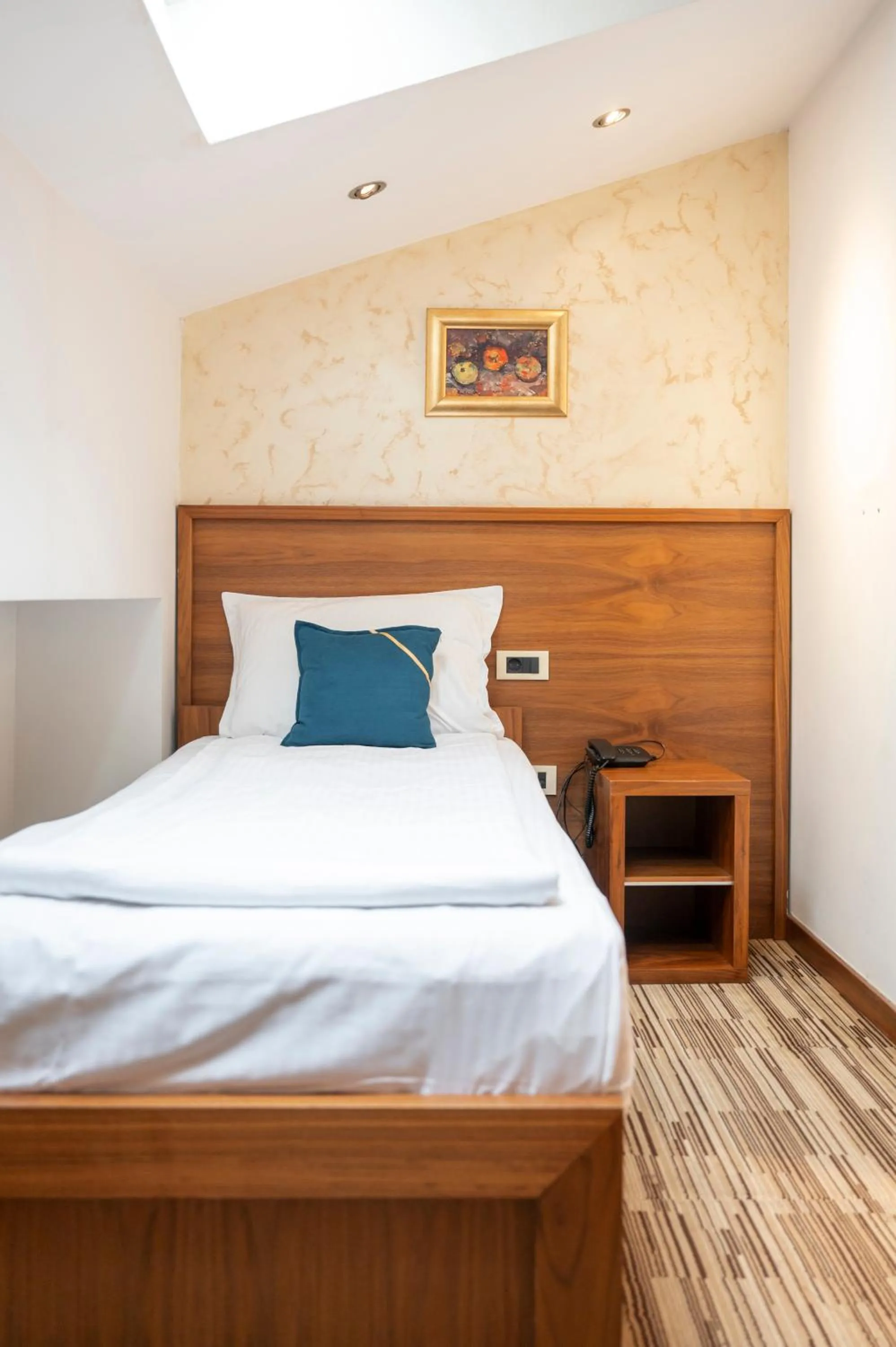 Bed in Hotel Bistrik City Center