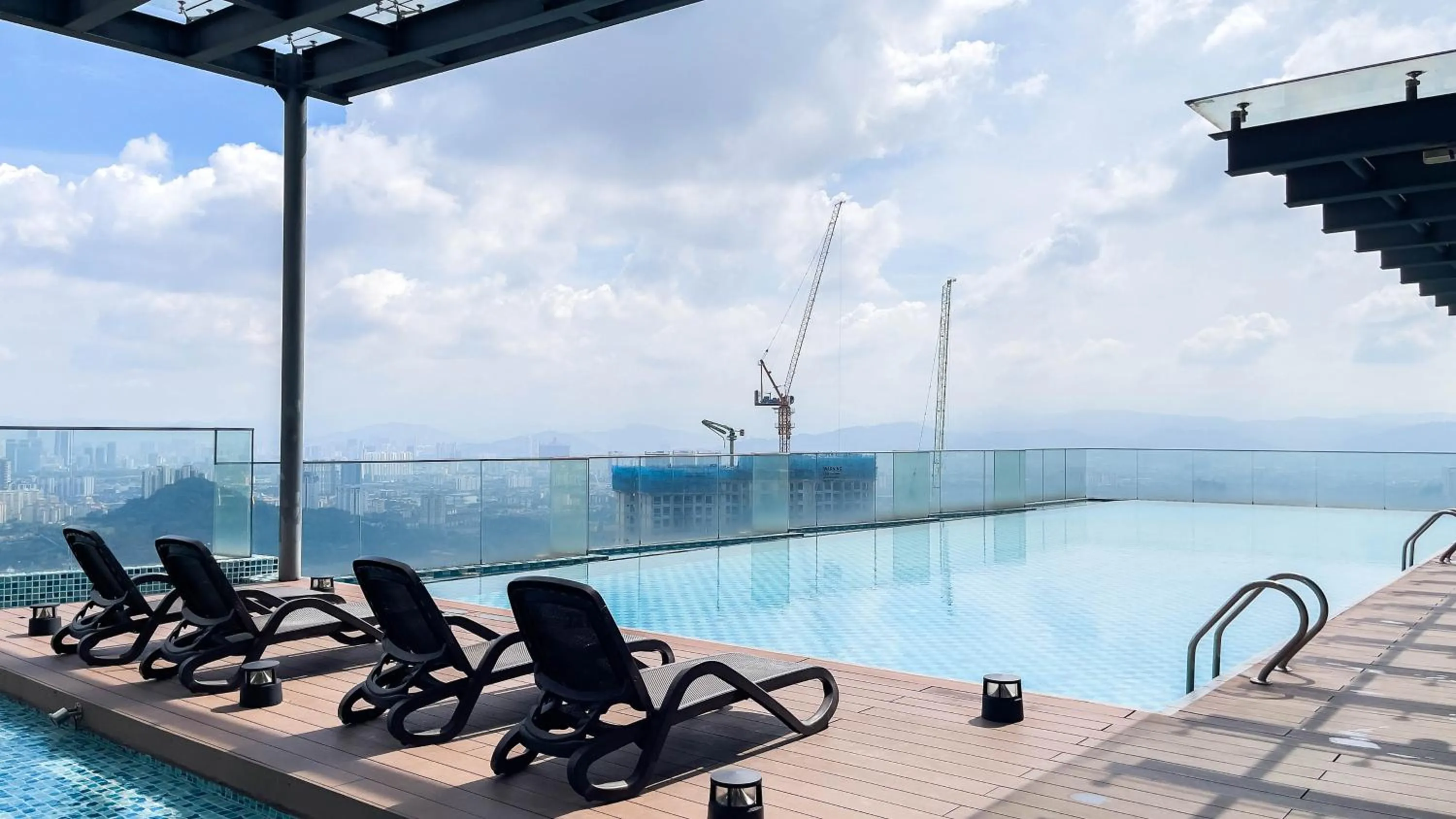 EkoCheras Cozy Suite by GUESTONIC