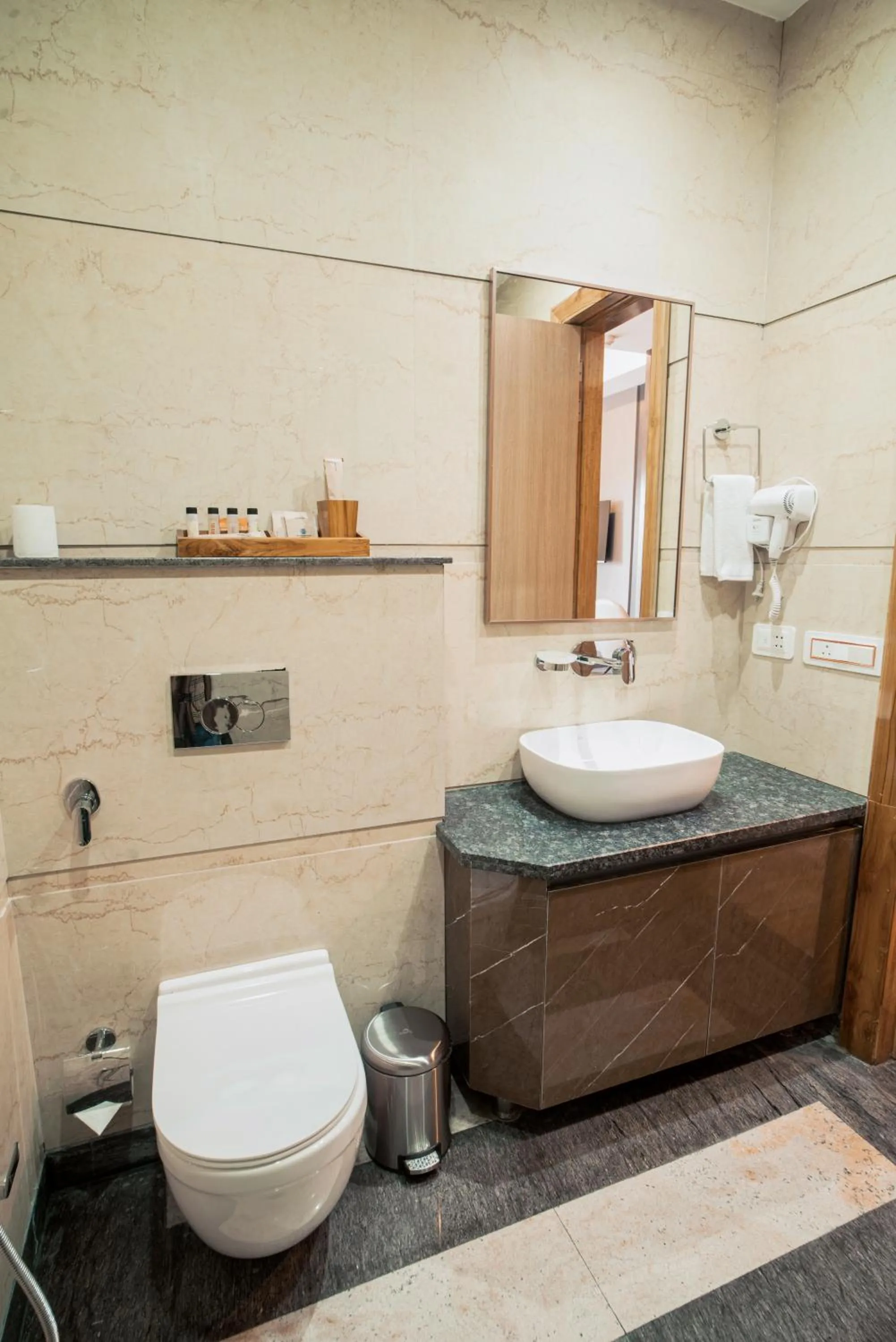 Bathroom in Dhauladhar Heights Resort