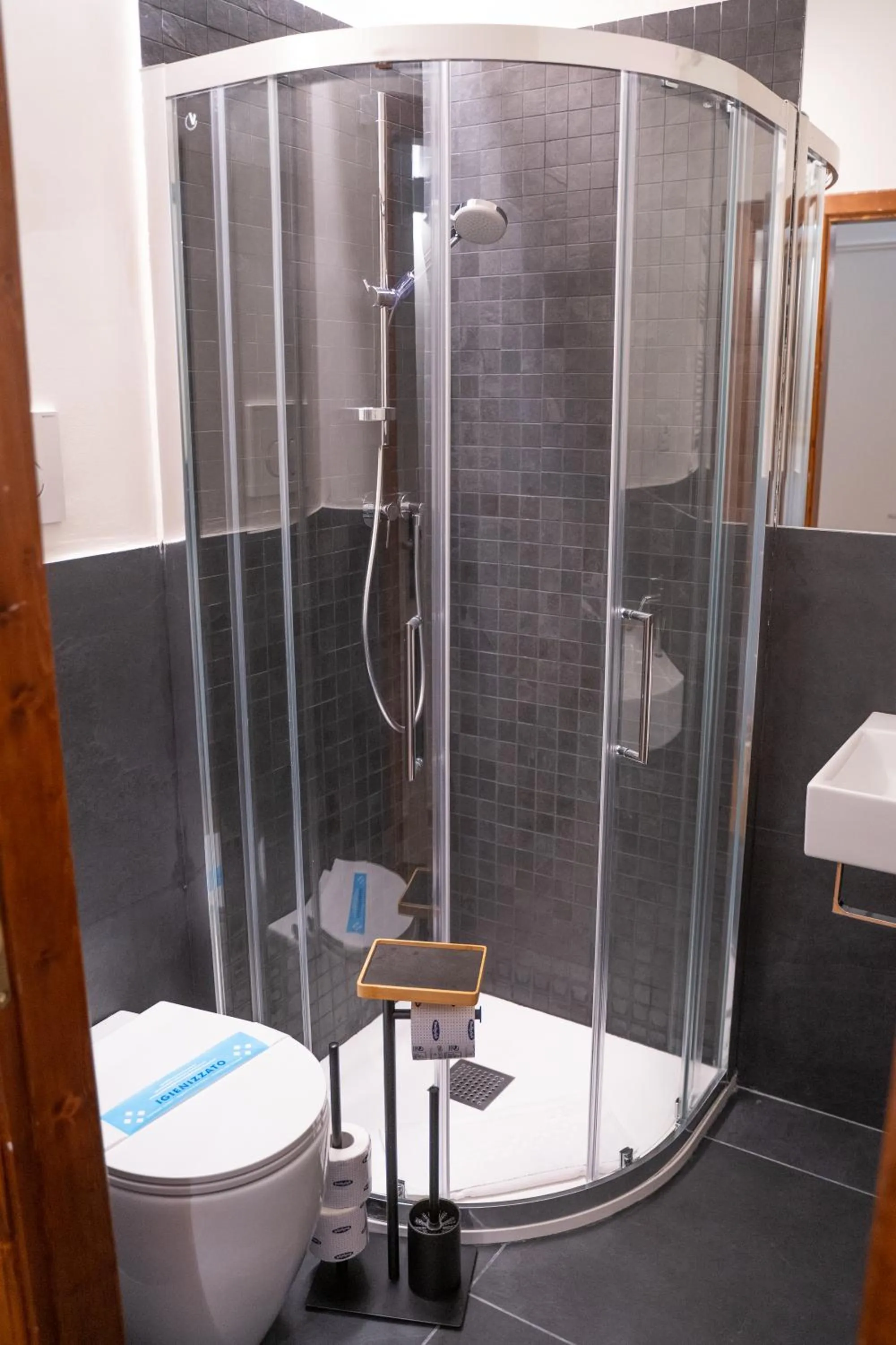 Shower in Residenza degli Speziali