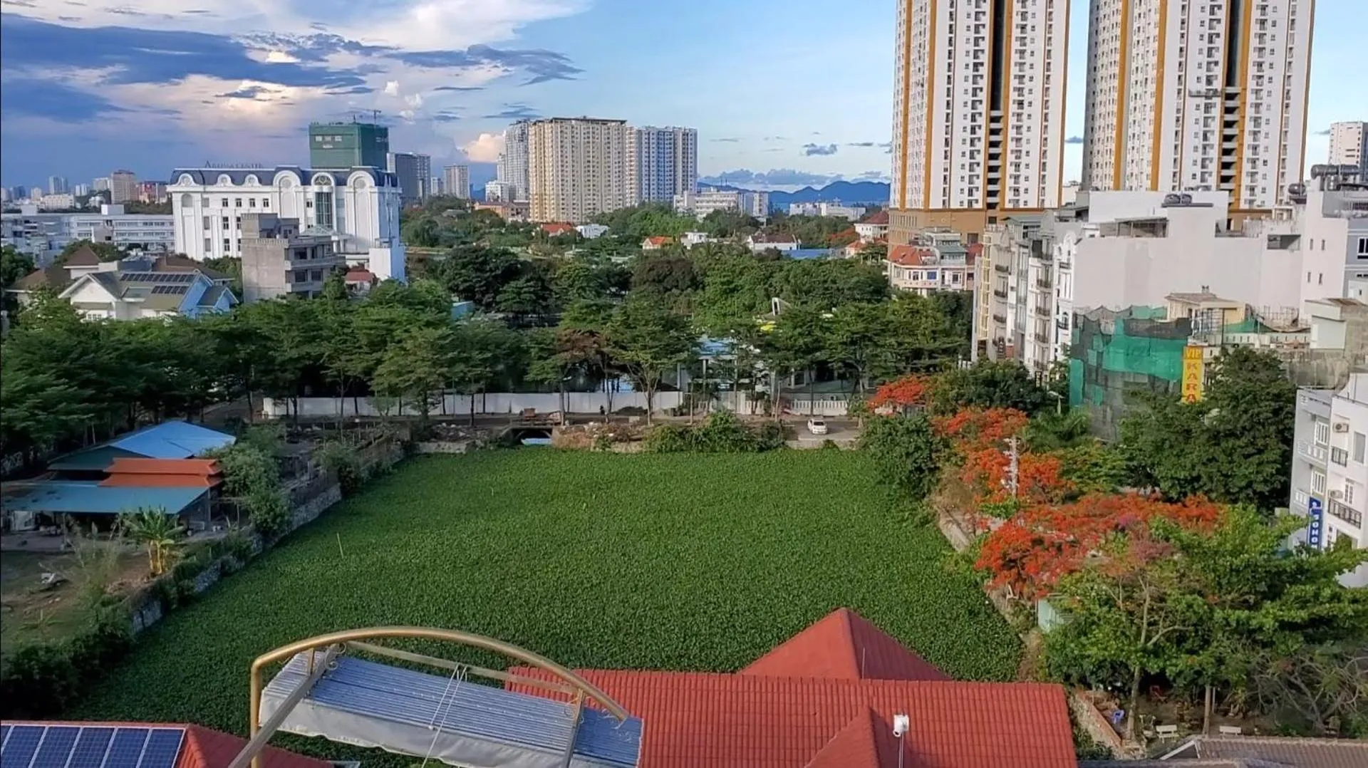 Natural landscape in Milan Diamond Hotel
