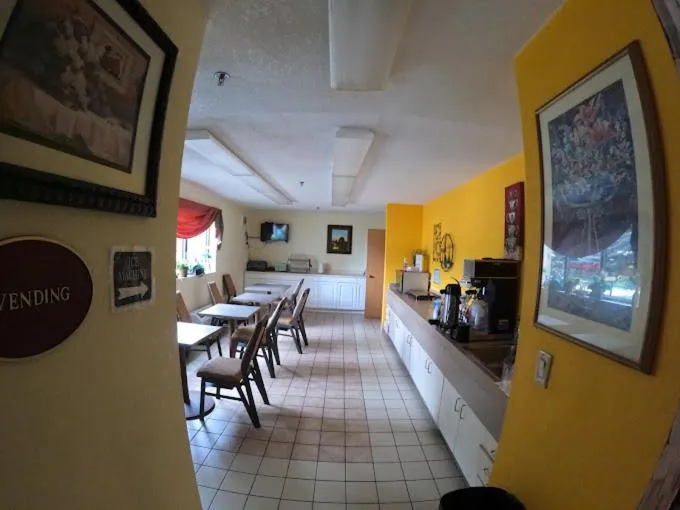 Pleasant Stay Inn & Suites