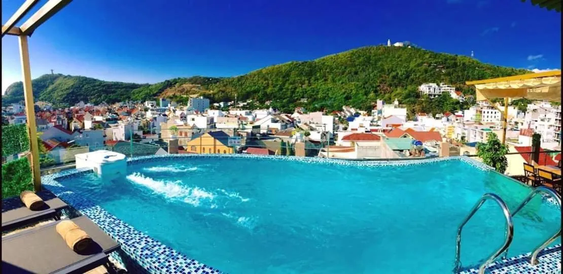 Day in Milan Corner Hotel