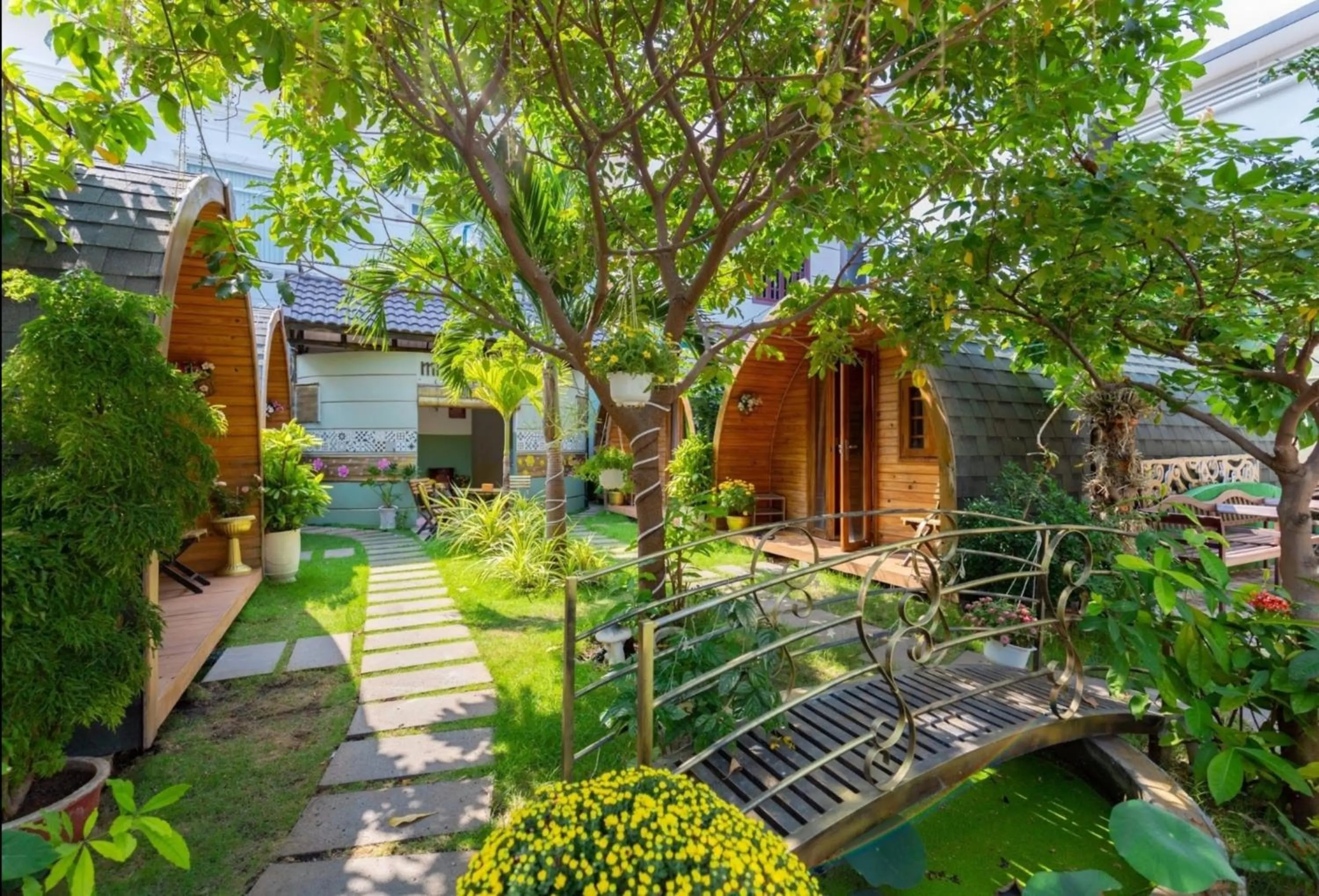 Day in Milan Corner Hotel