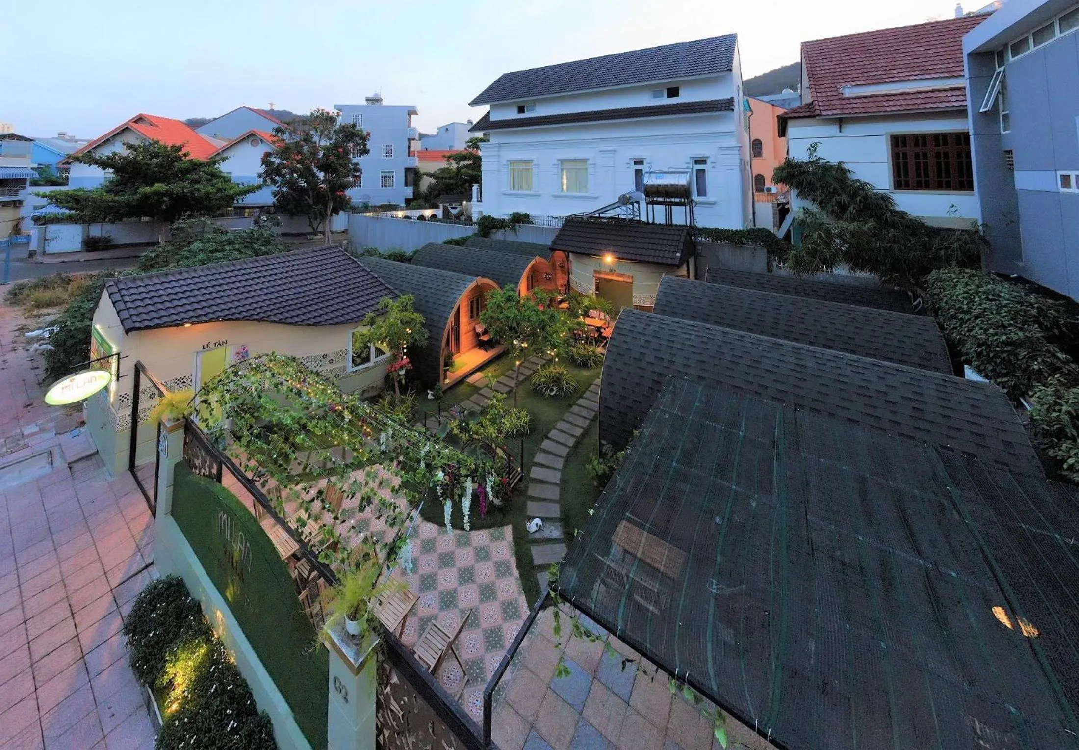 Property building in Milan Corner Hotel