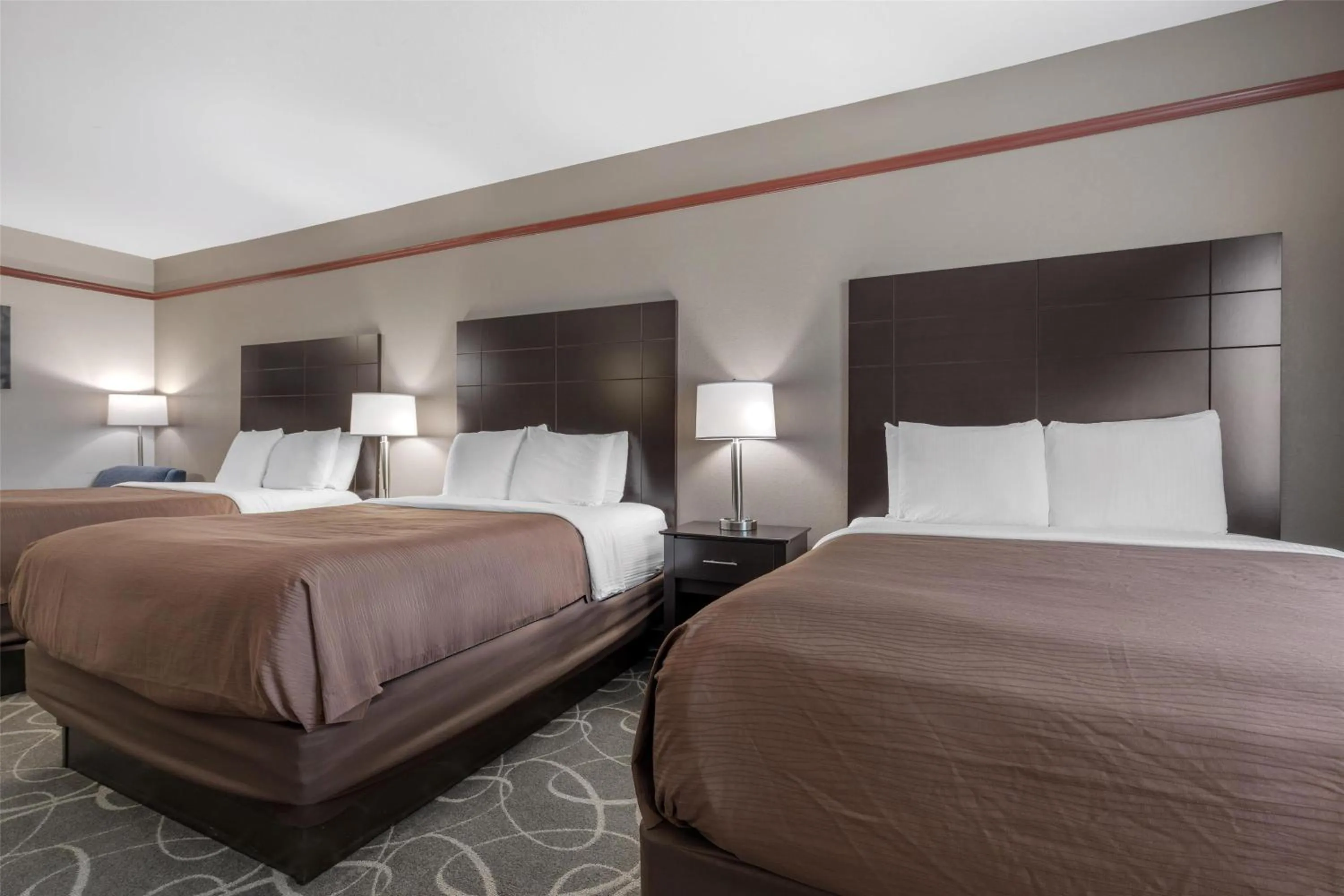 Bedroom, Bed in Best Western Limestone Inn and Suites