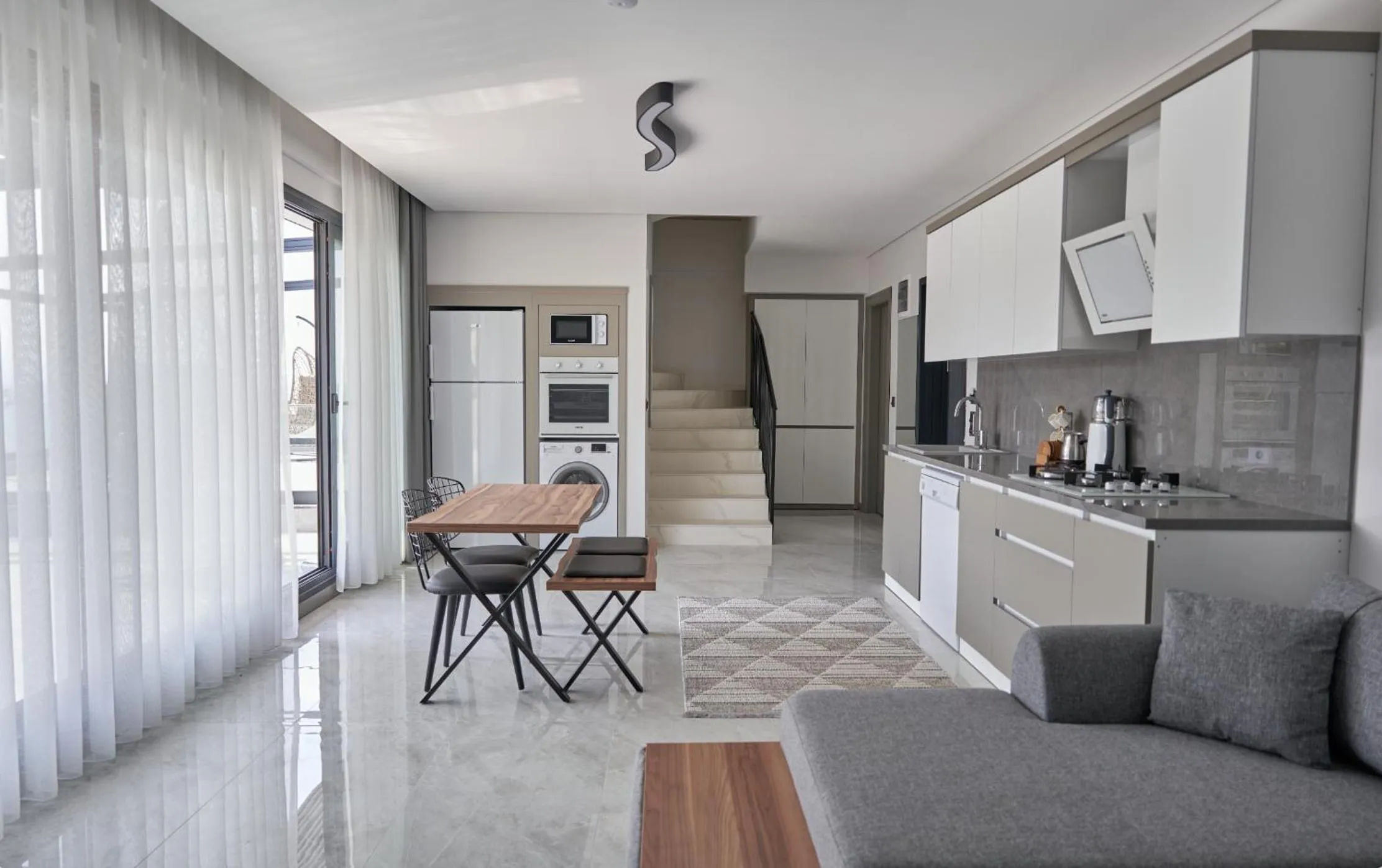 Kitchen or kitchenette in Artan Suites Tatil Evleri