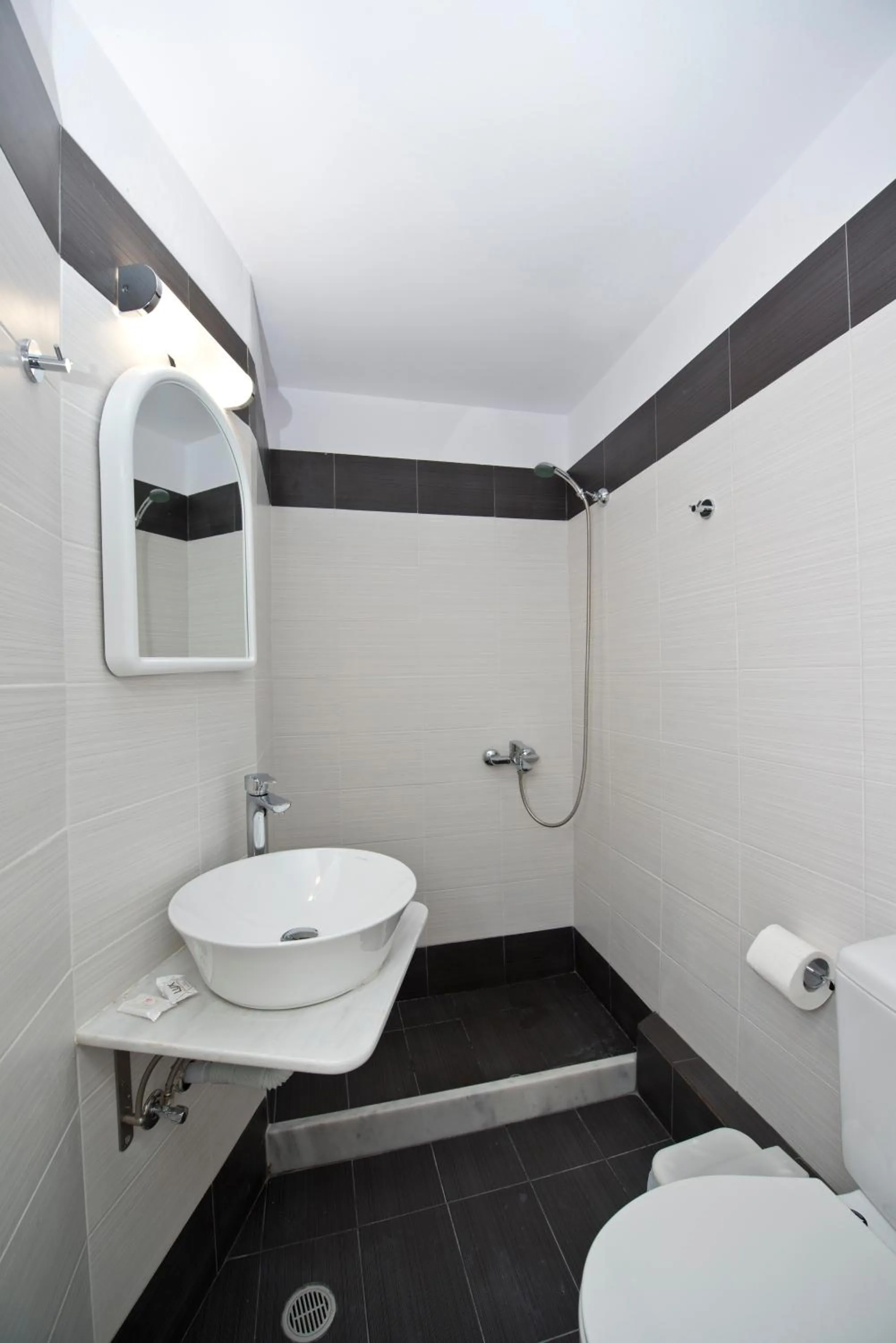 Bathroom in Karboni Hotel