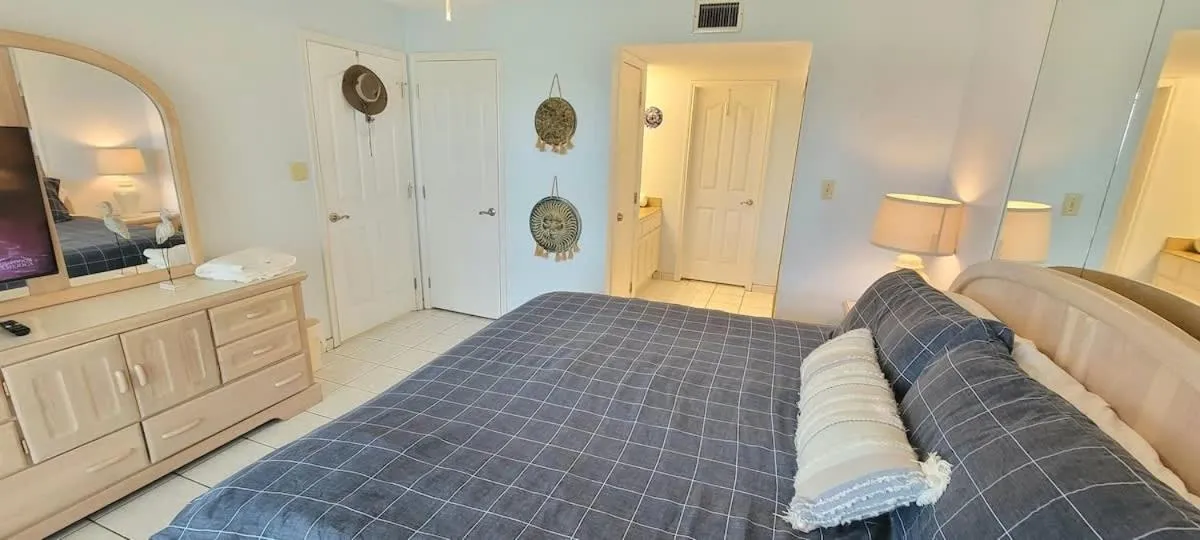 Bed in Saida Towers II #104