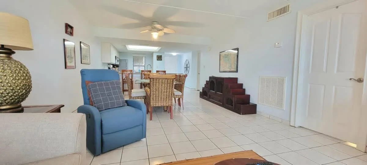 Living room in Saida Towers II #104