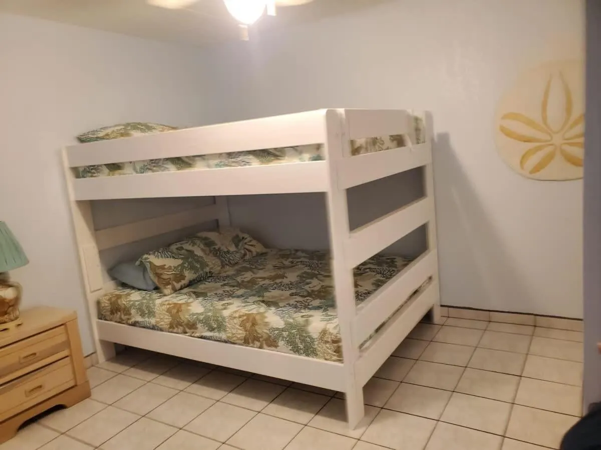 Bed in Saida Towers II #104