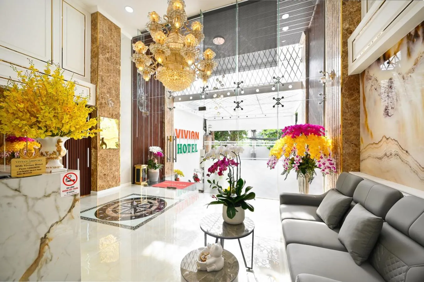 Seating area in Vivian Airport Hotel Saigon