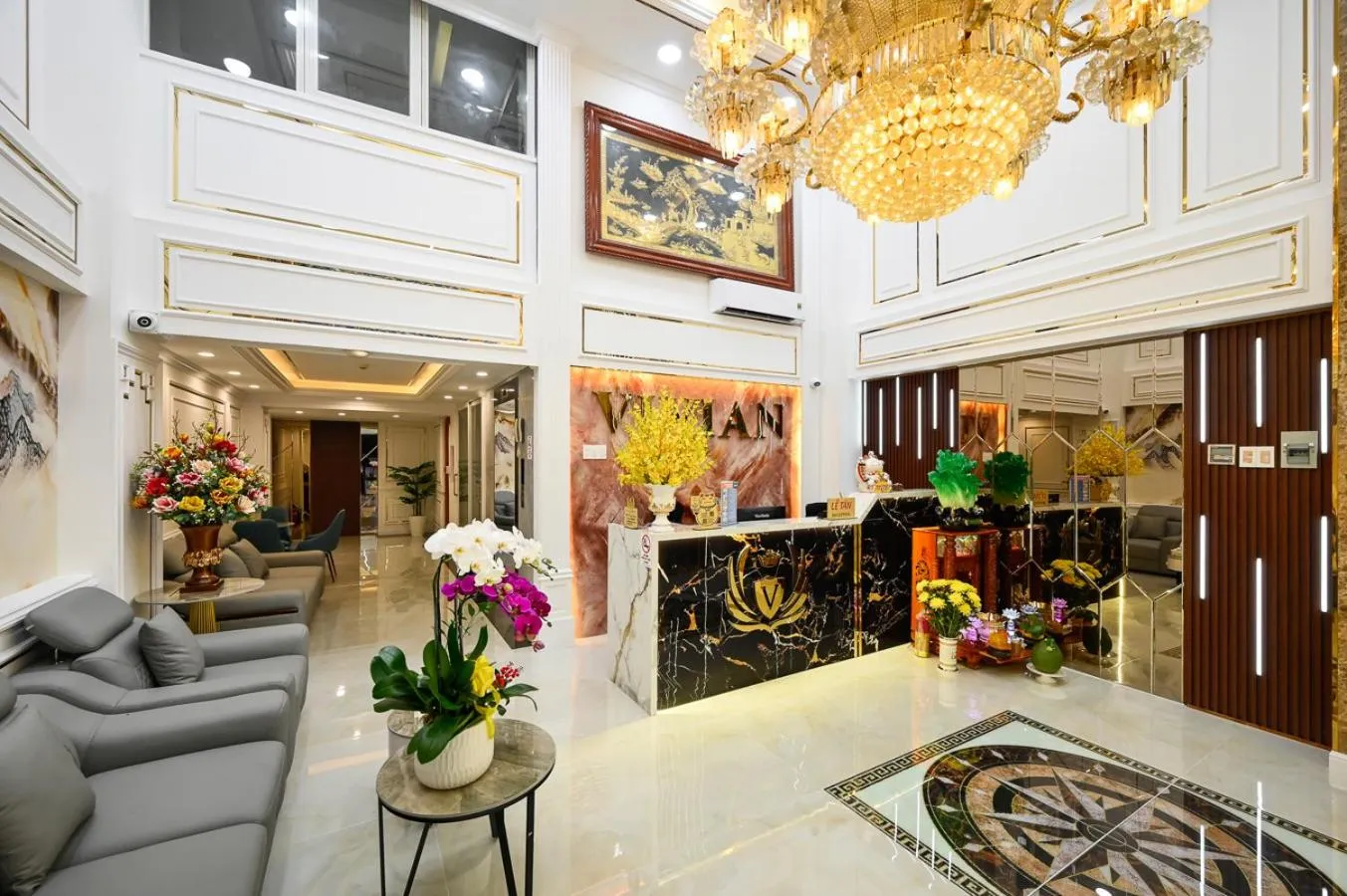 Seating area in Vivian Airport Hotel Saigon