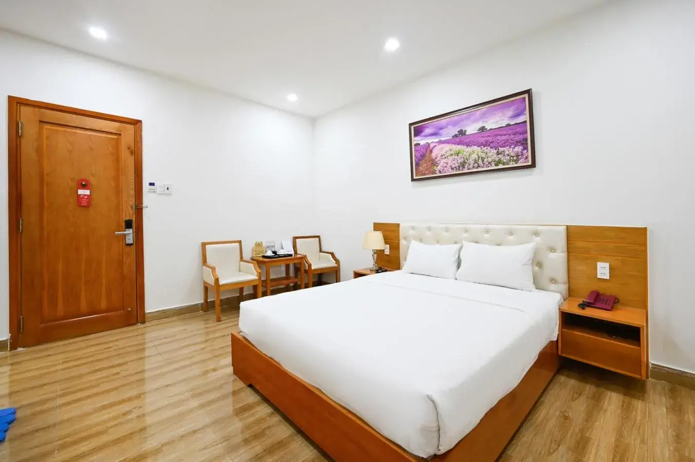 Superior Double Room in Vivian Airport Hotel Saigon Superior Double Room in Vivian Airport Hotel Saigon