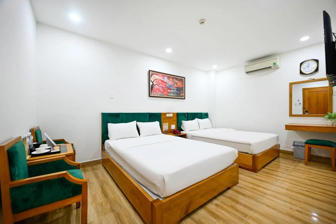 Bedroom, Bed in Vivian Airport Hotel Saigon