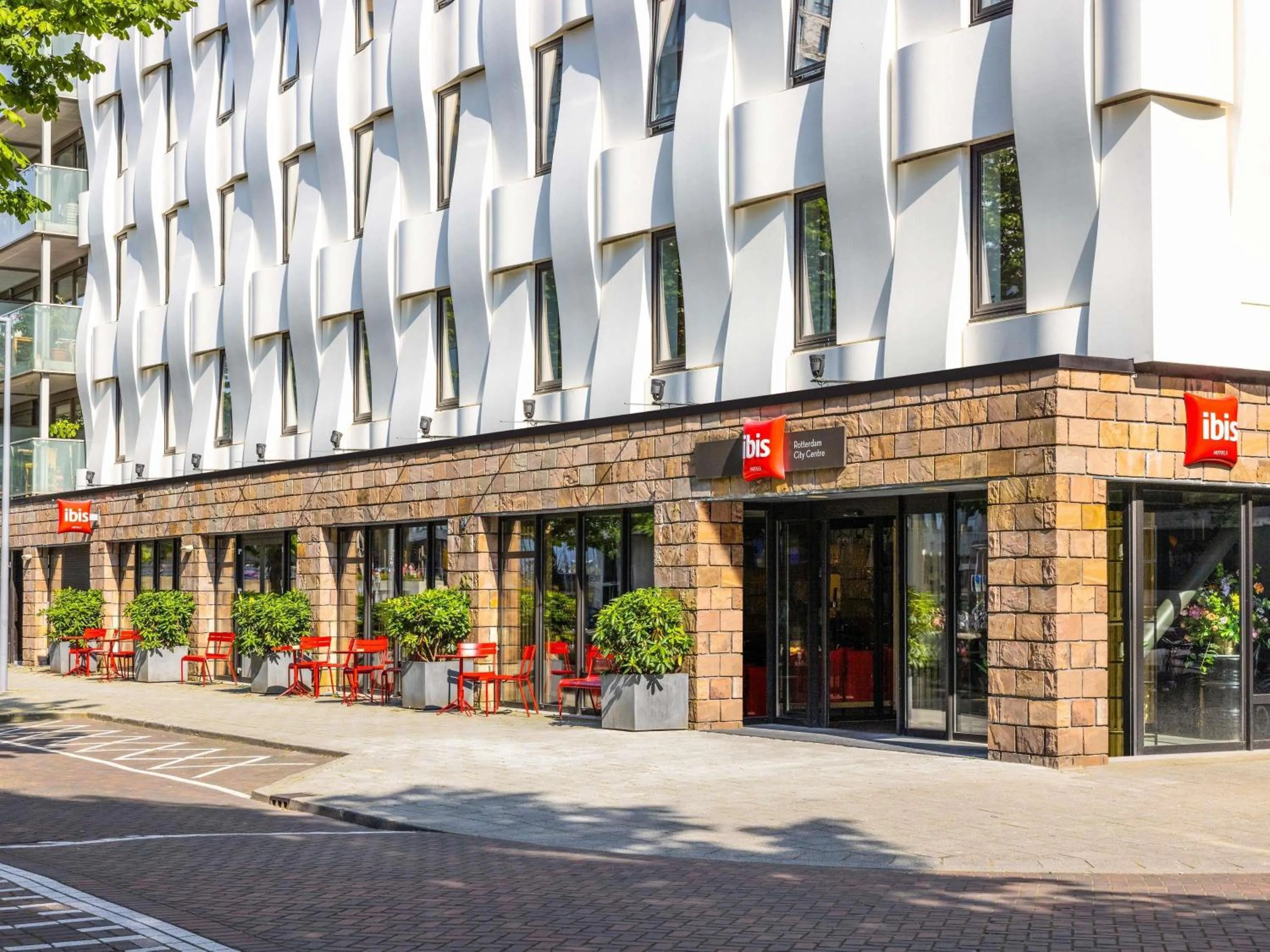 Property building in ibis Rotterdam City Centre