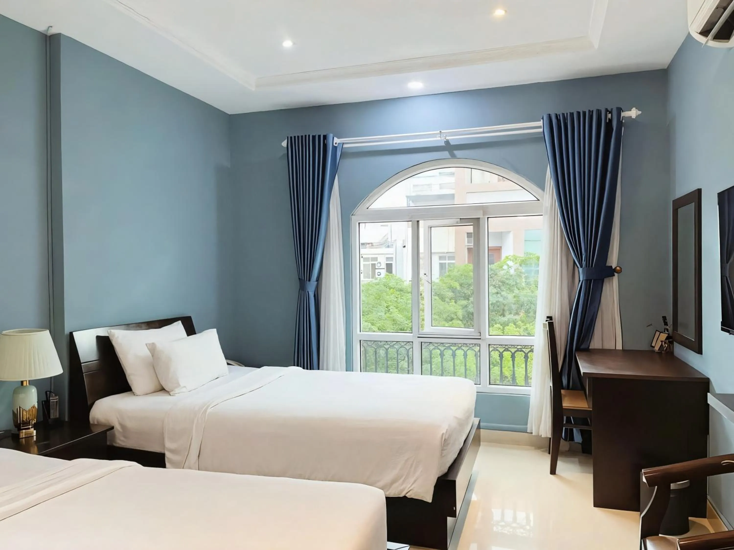 View (from property/room), Bed in La Serena Hotel & Apartment