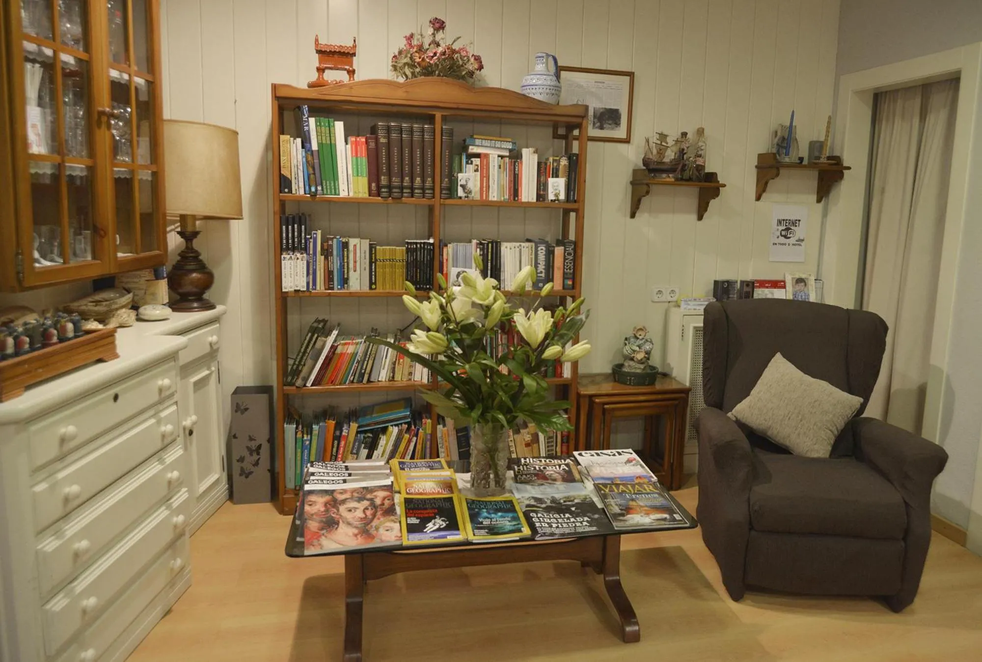 Library in Hotel Tres Carabelas