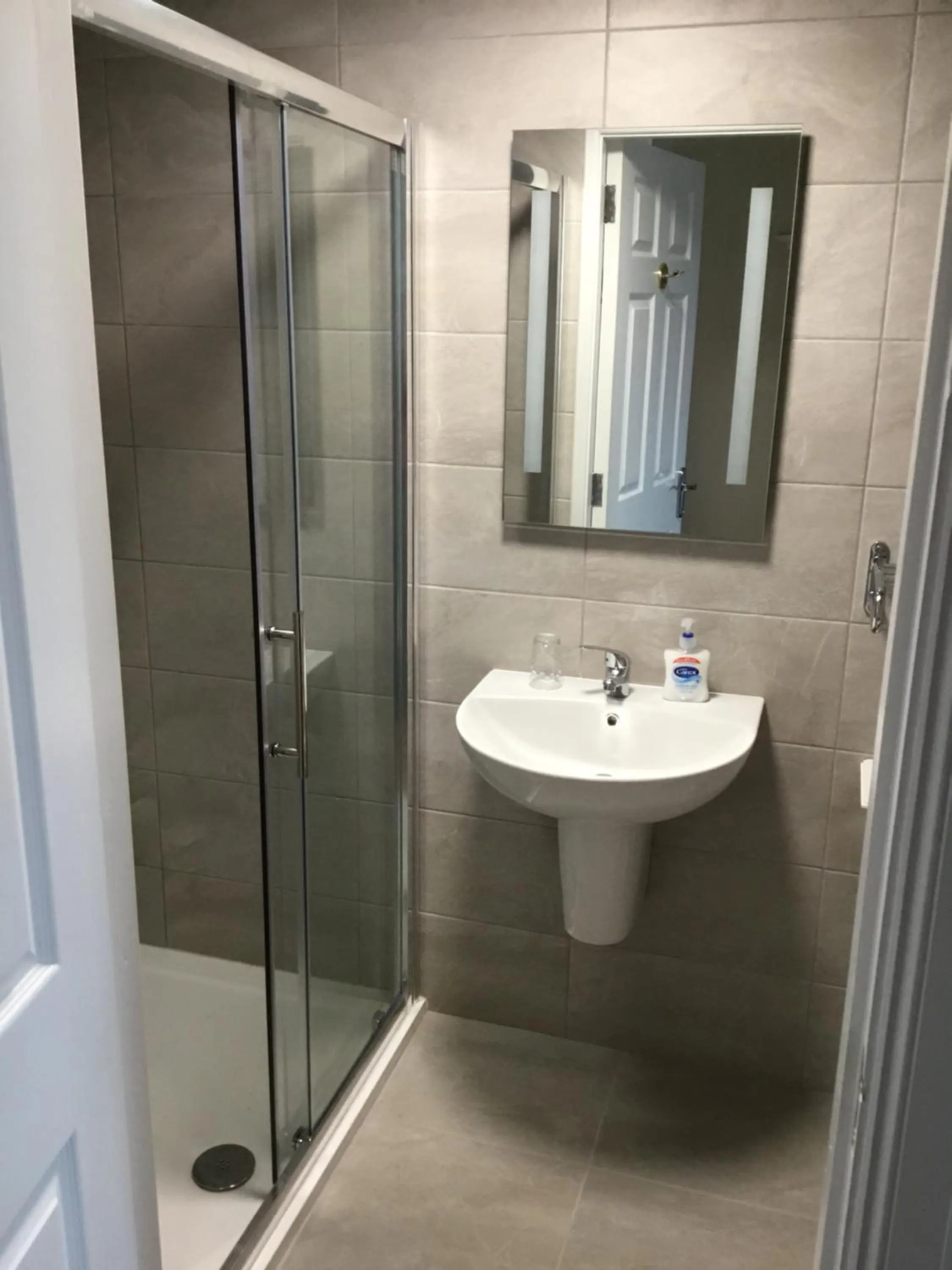 Bathroom in La Mirage B&B